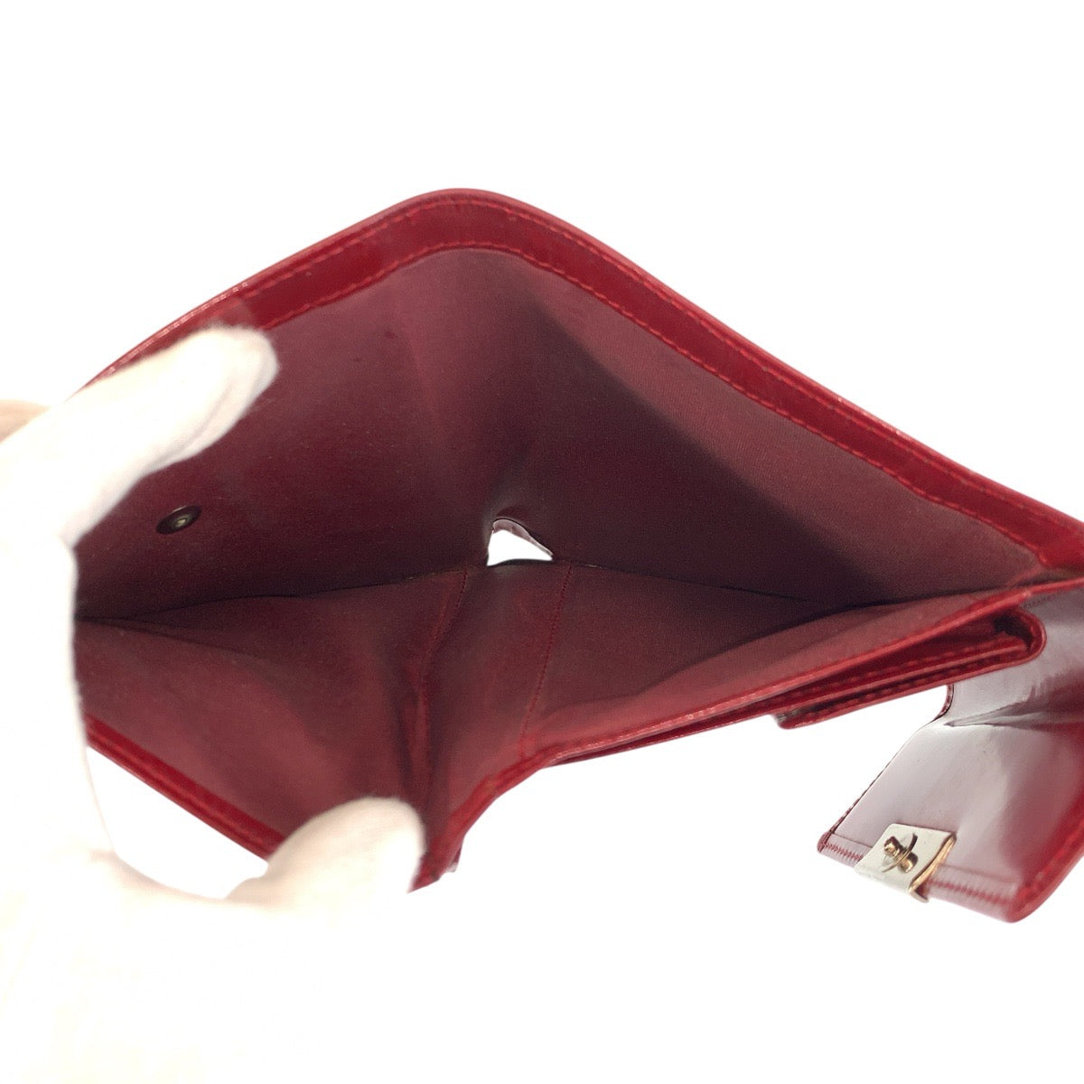 23910
PRADA プラダ レッド シルバー金具 パテントレザー 折り財布 コンパクトウォレット レディース AB5