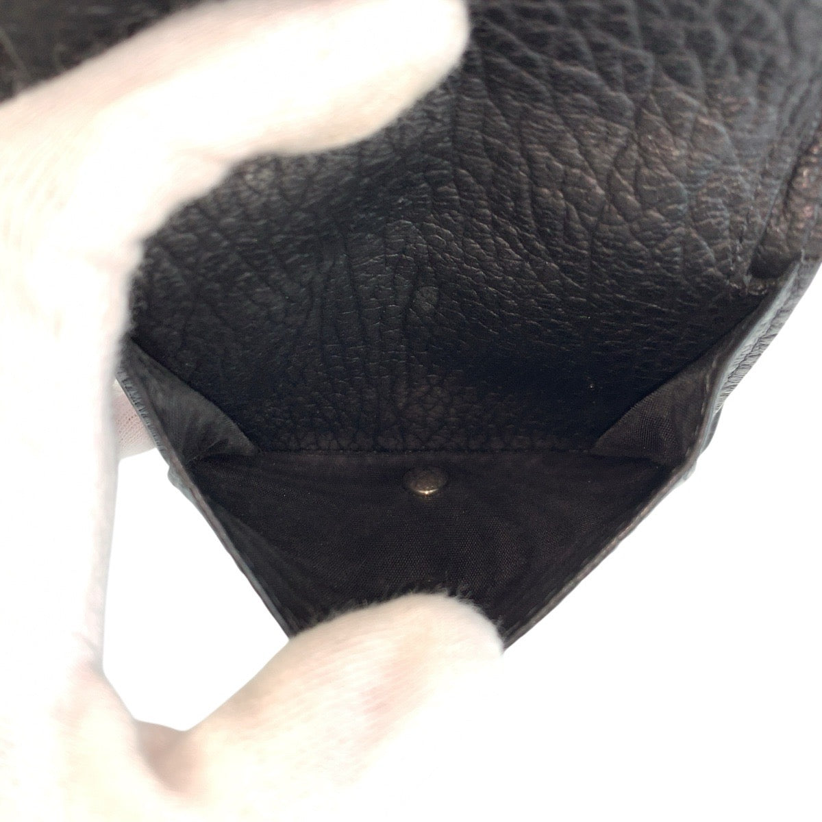 23917
Maison Margiela メゾン マルジェラ ブラック 黒 レザー 折り財布 コンパクトウォレット 男女兼用 メンズ A28