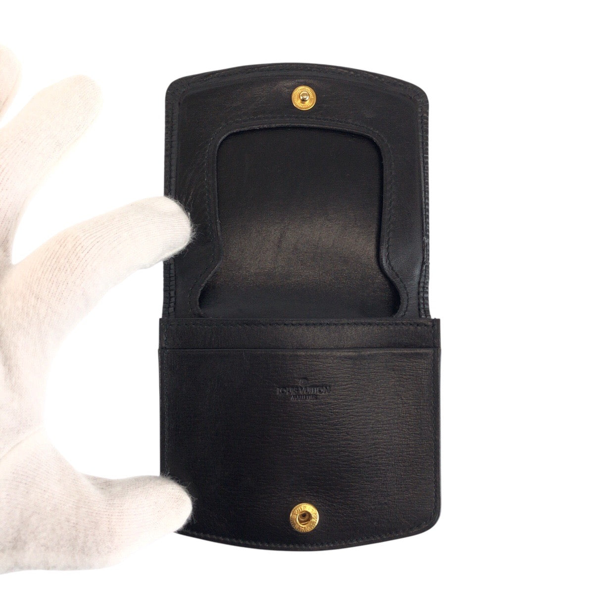 23919
LOUIS VUITTON ルイヴィトン エピ キュベットスプール ブラック 黒 ゴールド金具 レザー M63702 コインケース 小銭入れ メンズ A21