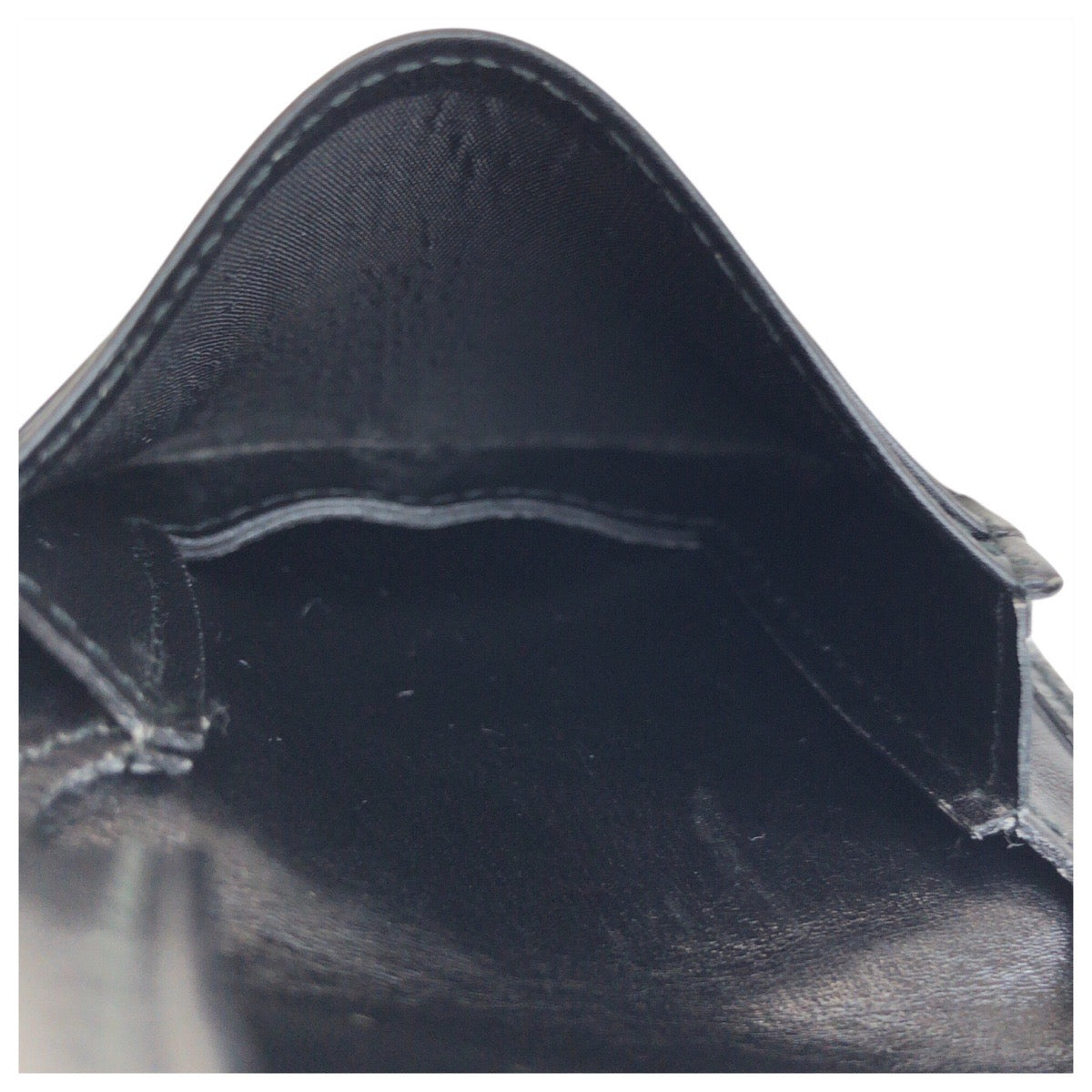 23919
LOUIS VUITTON ルイヴィトン エピ キュベットスプール ブラック 黒 ゴールド金具 レザー M63702 コインケース 小銭入れ メンズ A21