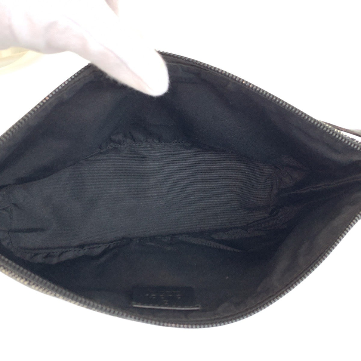 23925
GUCCI グッチ ブラック グレー ゴールド金具 GGキャンバス / レザー 07198 ハンドバッグ アクセサリーポーチ レディース ABP28