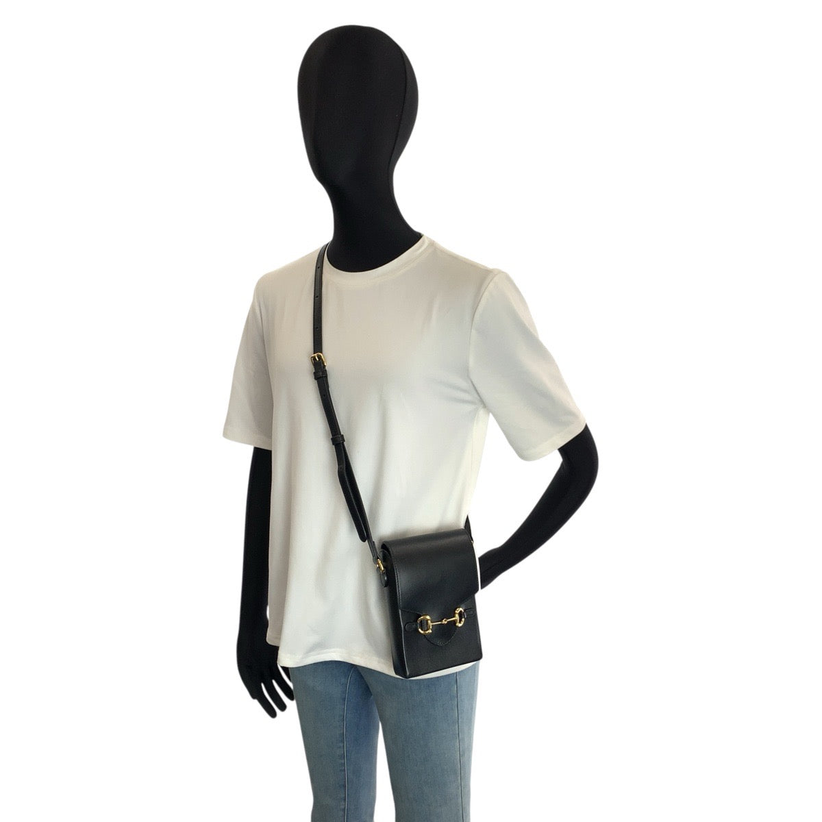 23952
GUCCI グッチ ホースビット ブラック 黒 ゴールド金具 レザー 625615 ショルダーバッグ ポシェット レディース ABP58