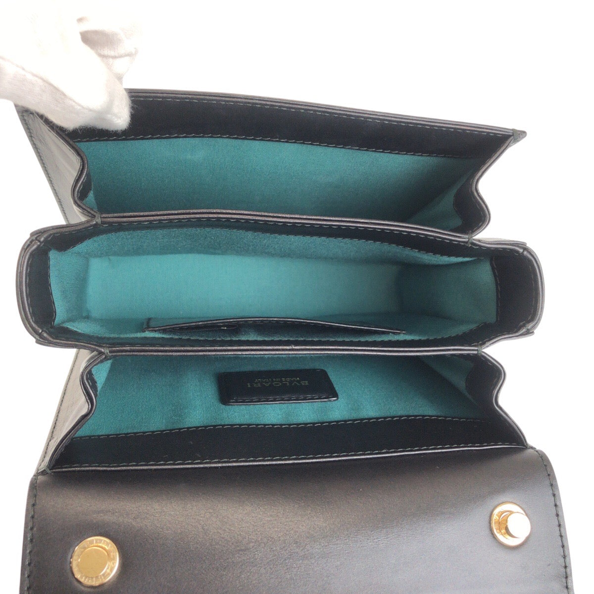 23961
BVLGARI ブルガリ ブルガリブルガリ ブラック 黒 ゴールド金具 レザー / プラスチック 39858 チェーンショルダーバッグ ポシェット レディース ABP58