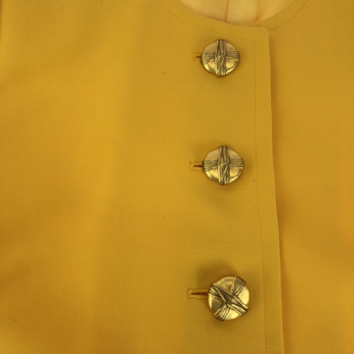 23982
YVES SAINT LAURENT イヴ サンローラン ヴィンテージ YSL 36 イエロー ゴールド金具 ウール ジャケット レディース A28