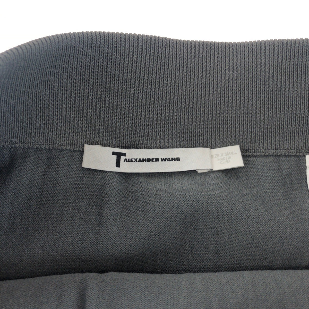 23983
Alexander Wang アレキサンダーワン サイズXS グレー シルバー金具 レーヨン スカート プリーツスカート レディース A8