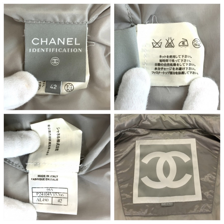 23993
CHANEL シャネル スポーツライン ココマーク サイズ42 グレー シルバー コットン / ポリアミド / エラスタン ダウンコート ジップアップコート レディース AB80