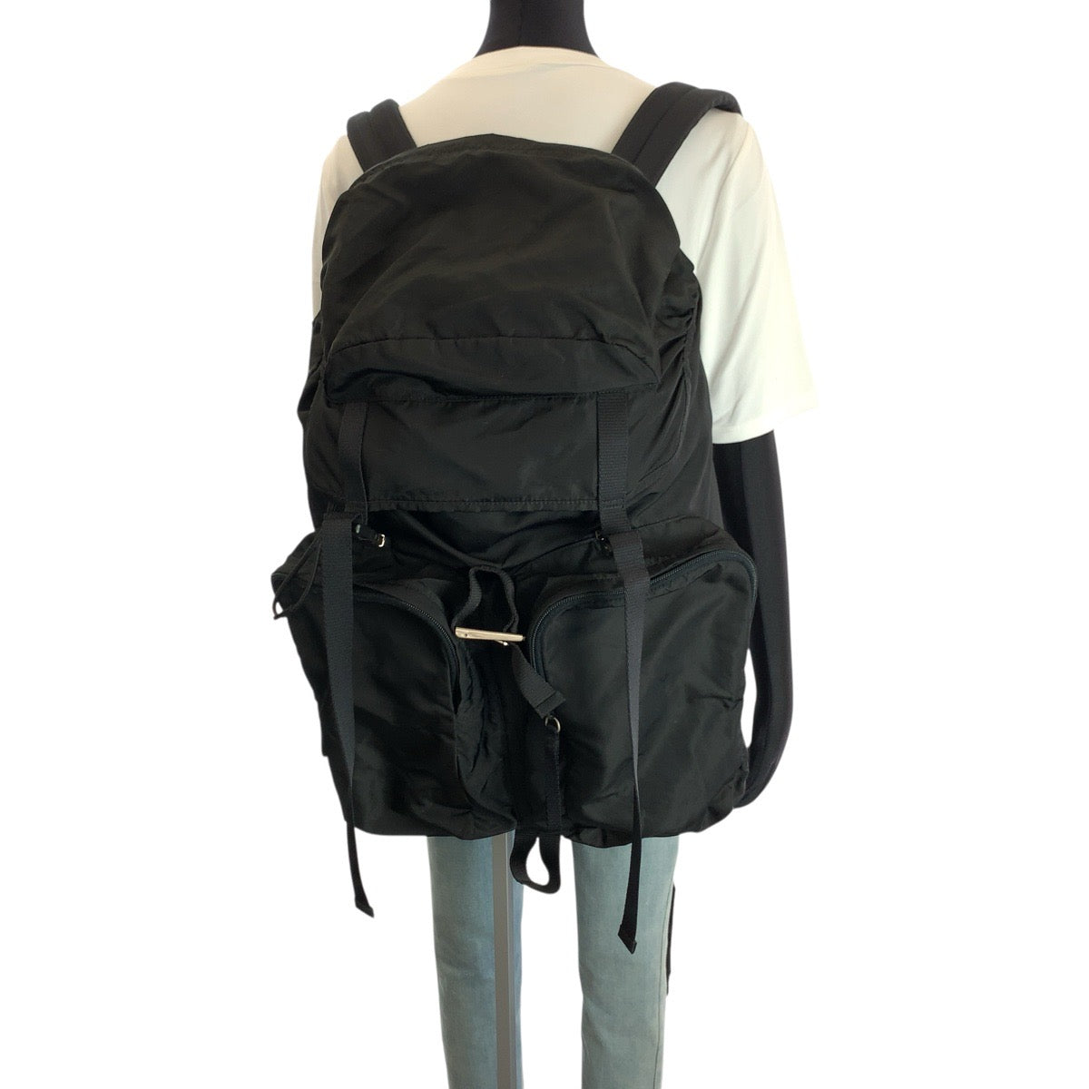 24003
PRADA プラダ テスート 三角ロゴプレート ブラック 黒 シルバー金具 ナイロン リュックサック バックパック メンズ ABP90