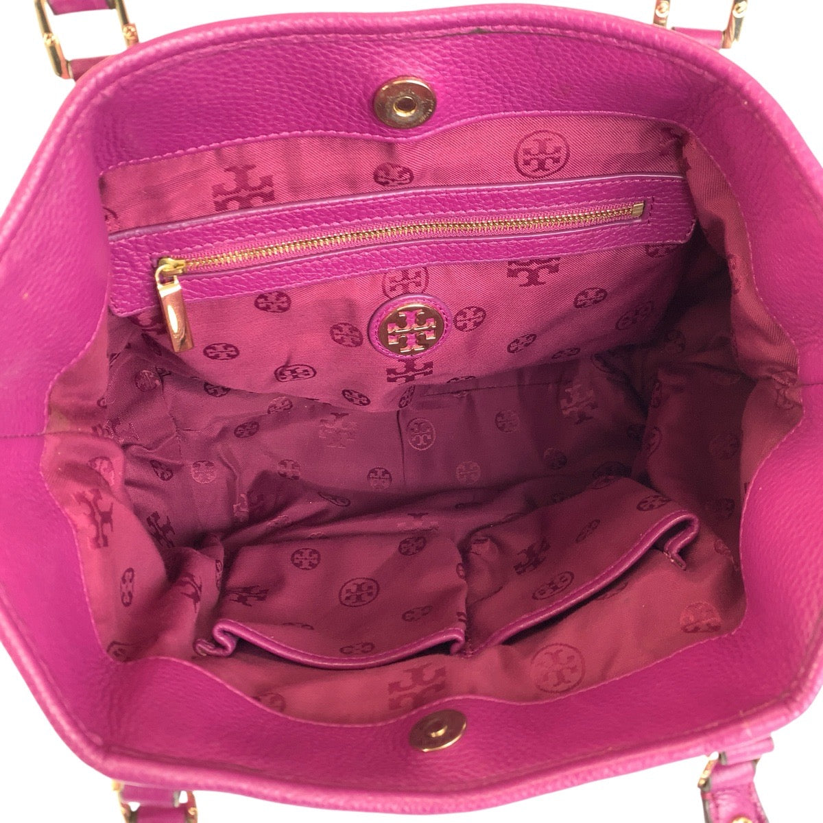 24060
Tory Burch トリーバーチ パープル ゴールド金具 レザー トートバッグ ショルダーバッグ 2way レディース AB7