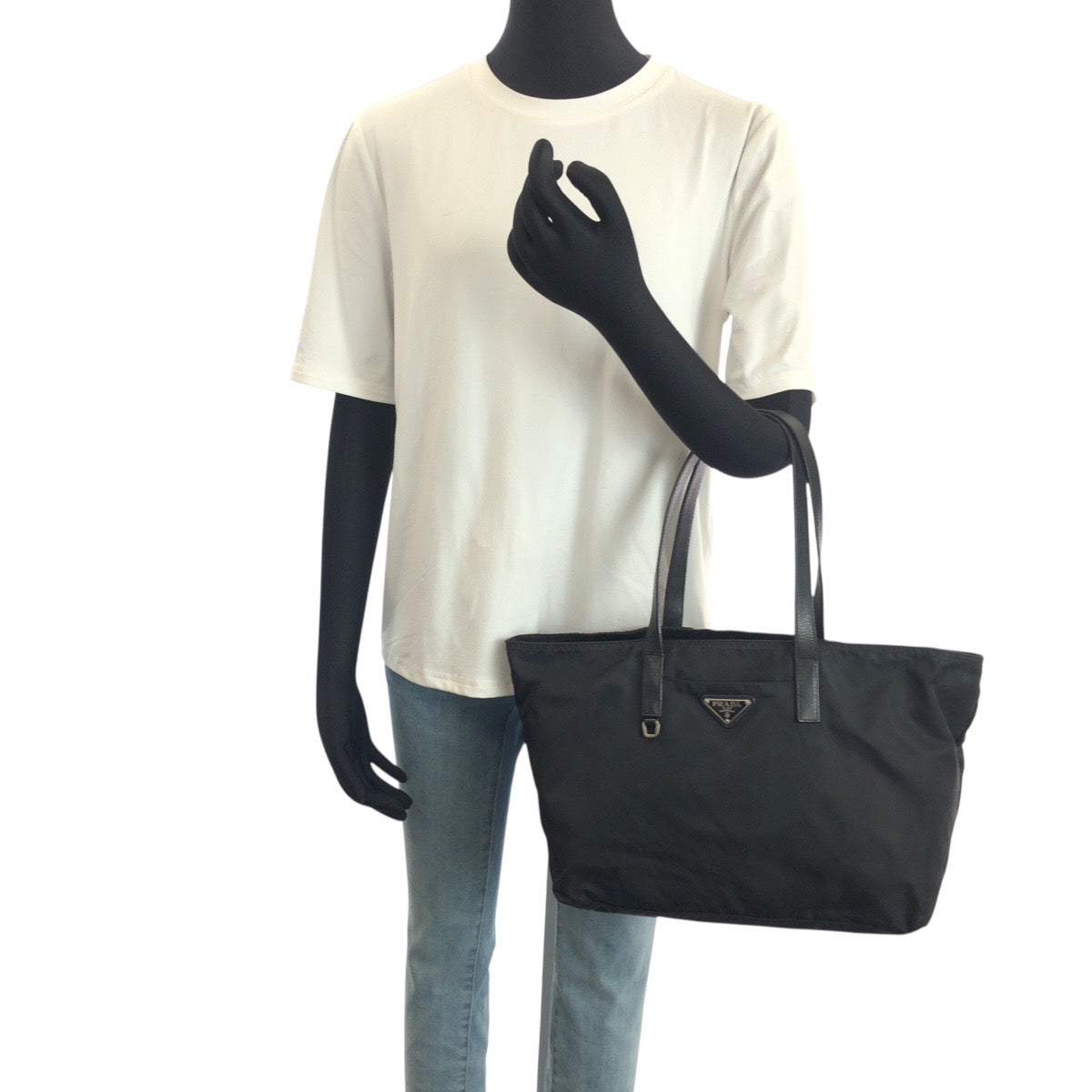 24068
PRADA プラダ テスート 三角ロゴプレート ブラック 黒 シルバー金具 ナイロン / レザー トートバッグ ハンドバッグ レディース AB35