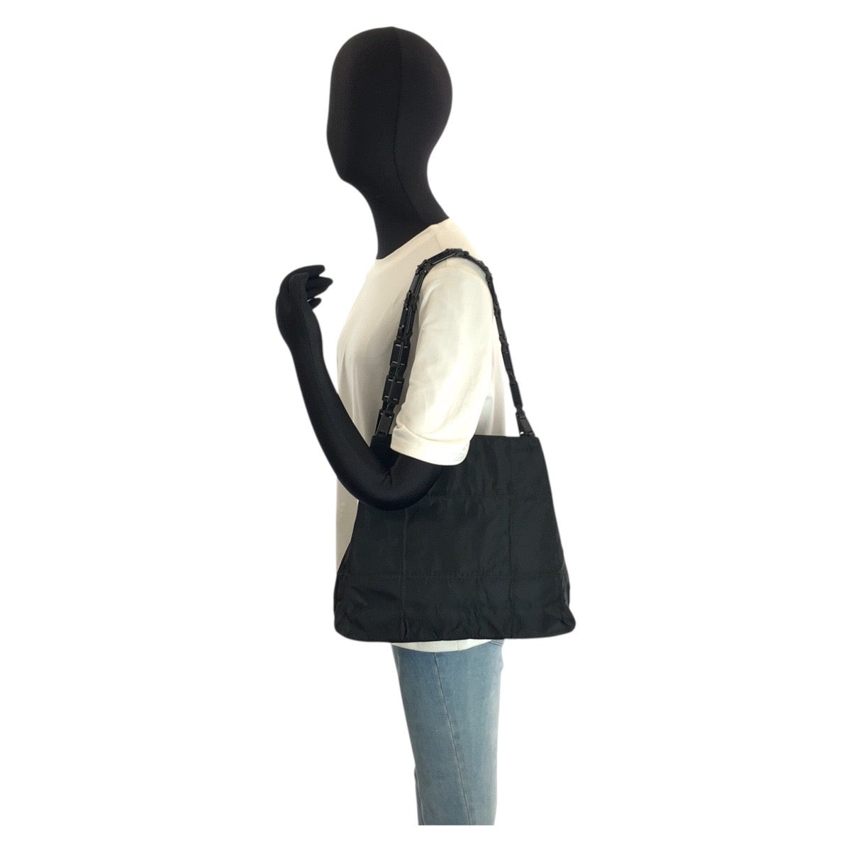 24069
PRADA プラダ テスート 三角ロゴプレート ブラック 黒 ナイロン / プラスチック ショルダーバッグ レディース AB28