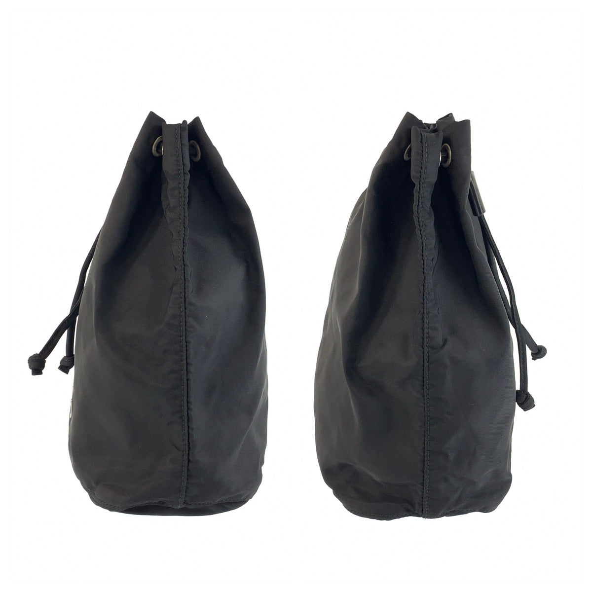 24077
PRADA プラダ テスート 三角ロゴプレート ブラック 黒 シルバー金具 ナイロン / レザー ポーチ 小物入れ レディース ABP21
