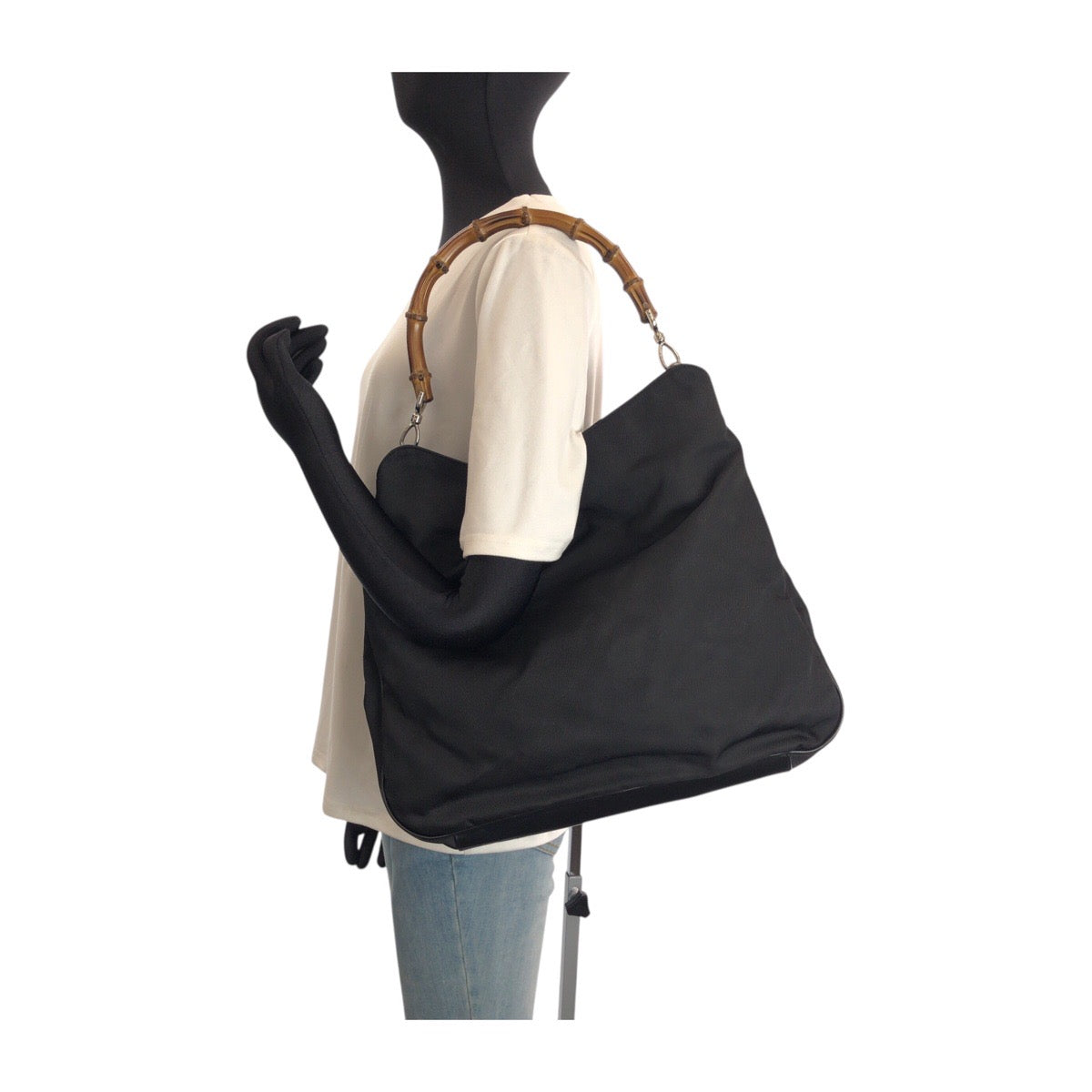 24098
GUCCI グッチ バンブー ブラック 黒 シルバー金具 ナイロン / パテントレザー 001 1998 1577 ショルダーバッグ ハンドバッグ 2WAY レディース AB30