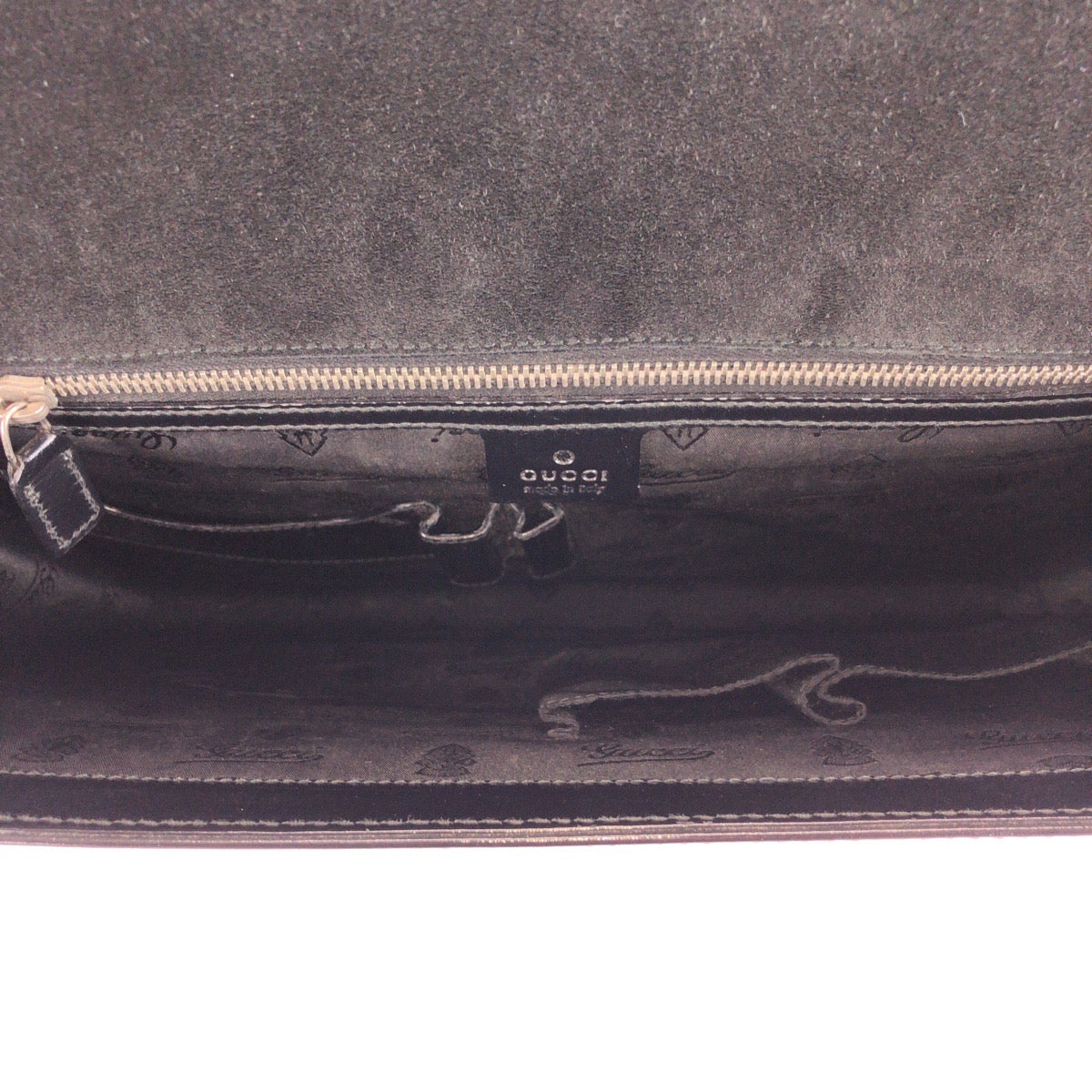 24106
GUCCI グッチ ヴィンテージ オールドグッチ ブラック 黒 シルバー金具 レザー 194462 ビジネスバッグ ブリーフケース メンズ AB30
