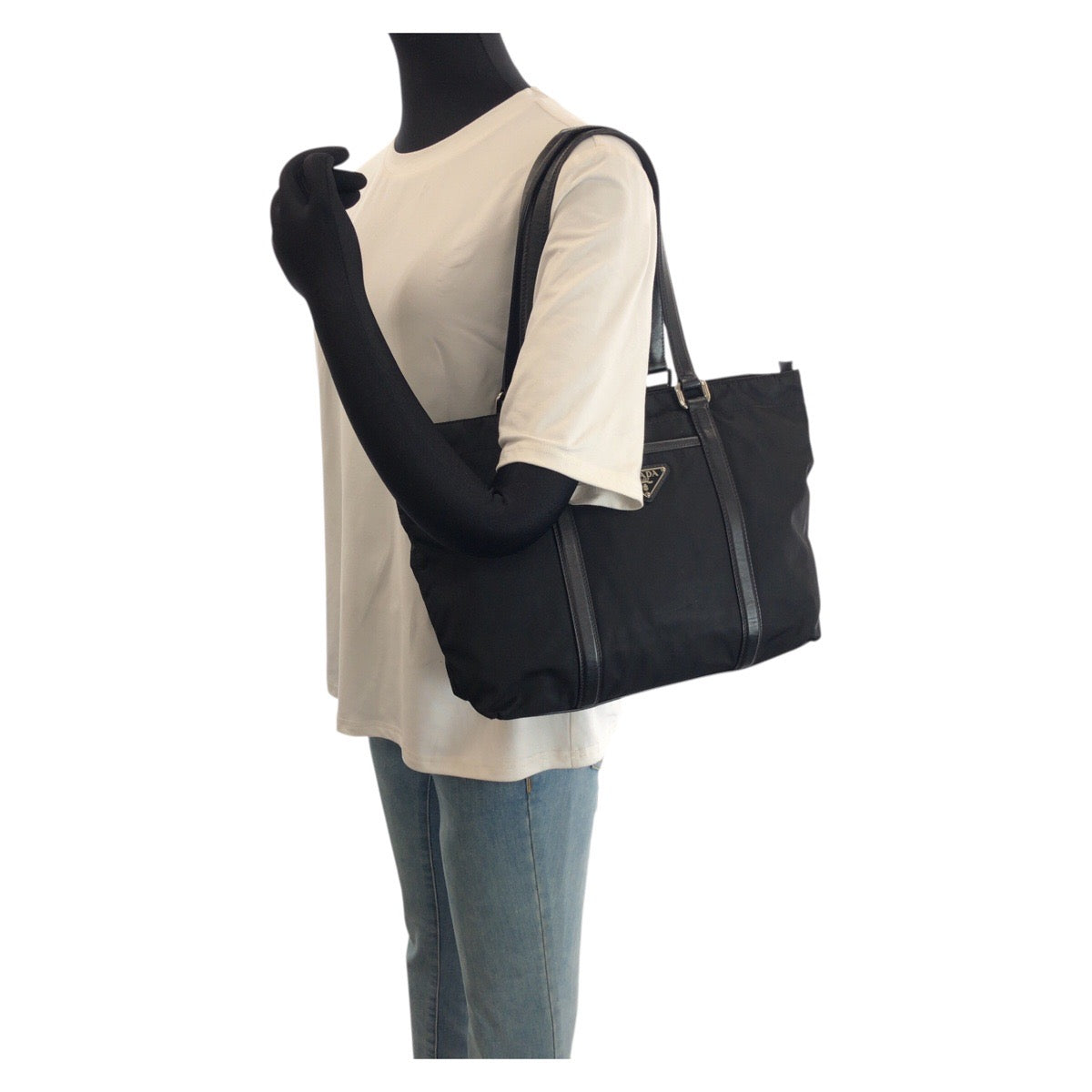 24120
PRADA プラダ テスート サフィアーノ 三角ロゴプレート ブラック 黒 シルバー金具 ナイロン / レザー トートバッグ ショルダーバッグ レディース AB30