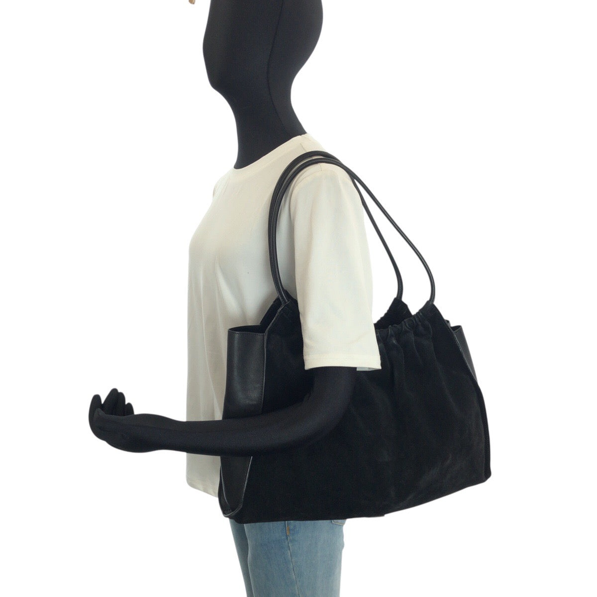 24123
GUCCI グッチ ブラック 黒 シルバー金具 スウェード 001 4332 ショルダーバッグ トートバッグ レディース ABP30