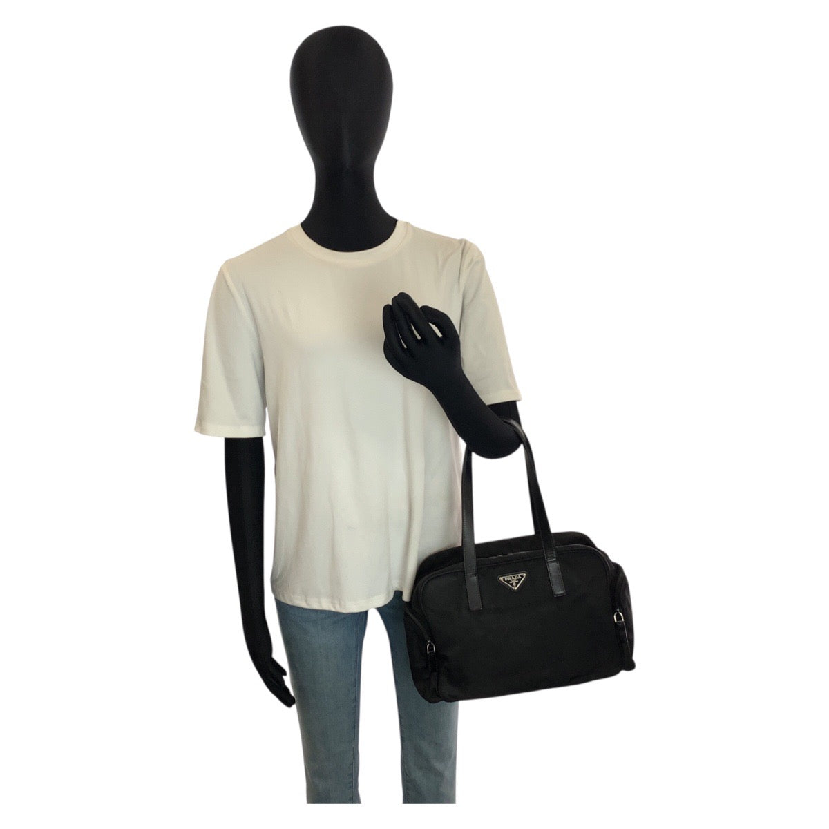 24124
PRADA プラダ テスート 三角ロゴプレート ブラック 黒 シルバー金具 ナイロン ハンドバッグ トートバッグ レディース B21