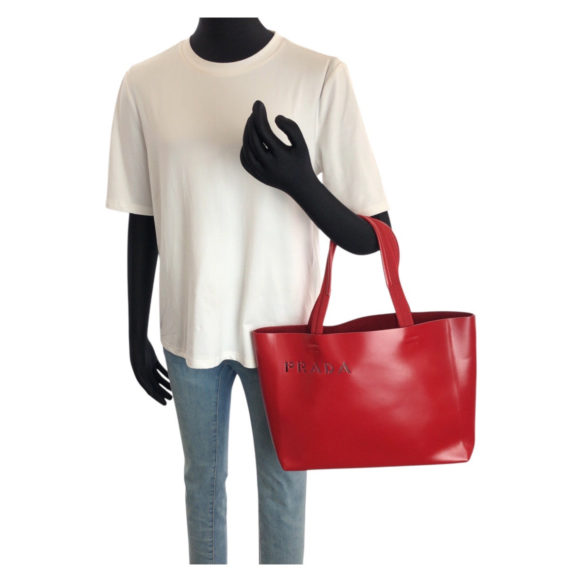 24132
PRADA プラダ ロゴ型抜き レッド シルバー金具 レザー トートバッグ ハンドバッグ レディース ABP42