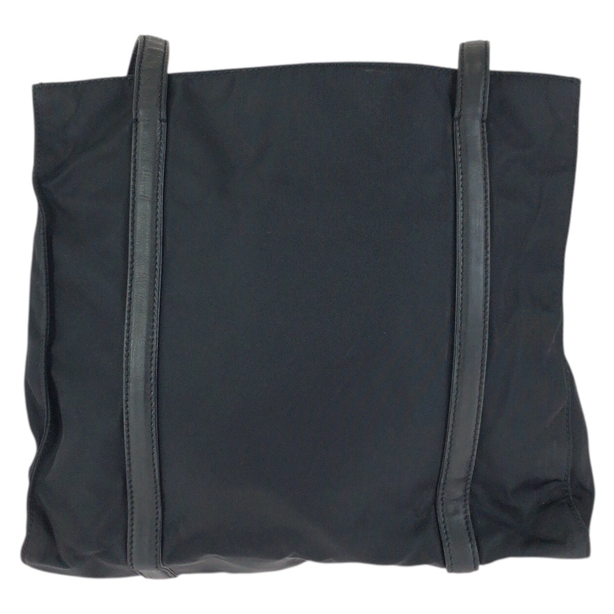 24143
PRADA プラダ テスート 三角ロゴプレート ブラック 黒 シルバー金具 ナイロン / レザー ショルダーバッグ レディース AB30
