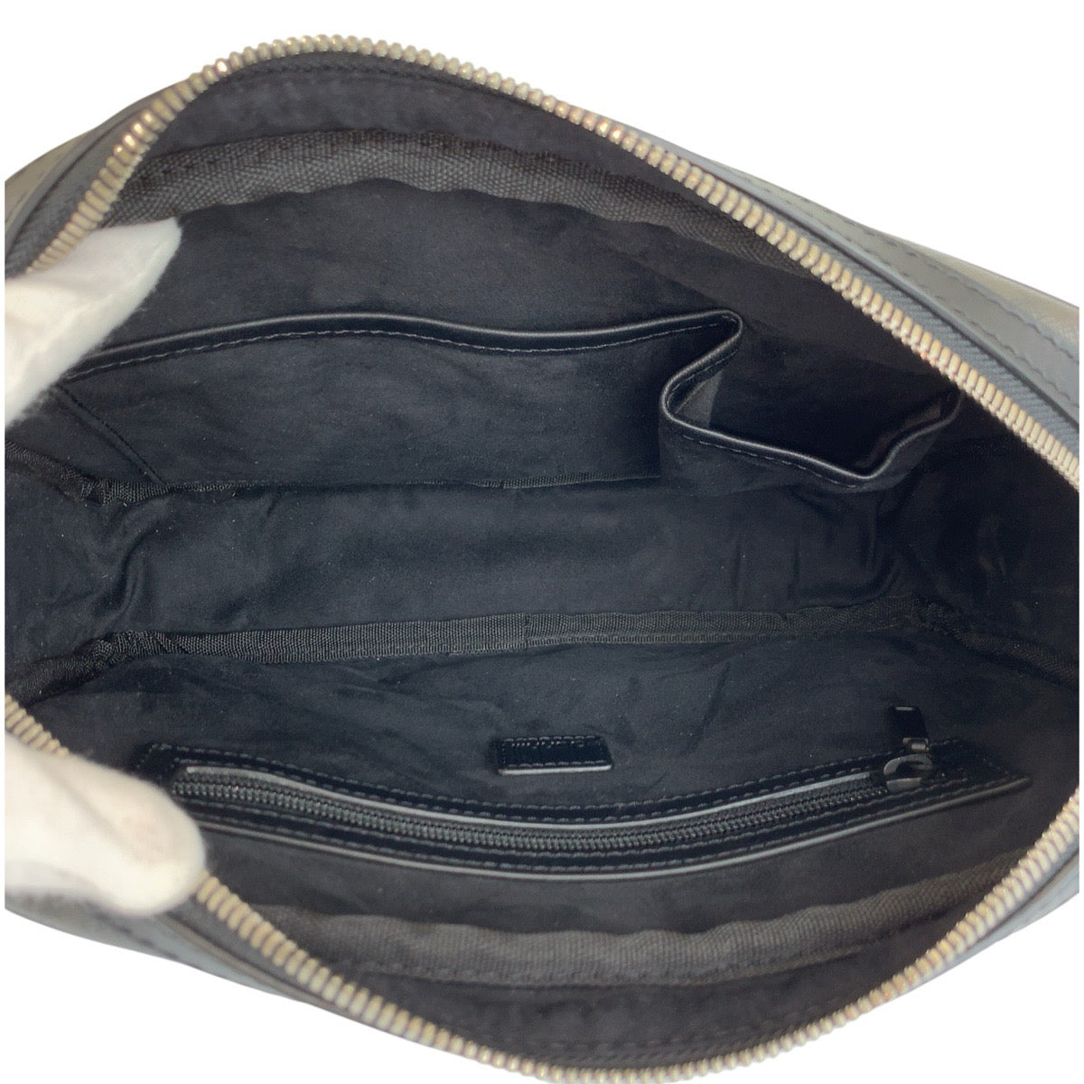 24147
Dunhill Windsor Black Black Silver Hardware PVC Clutch Bag Second Bag Men's A21