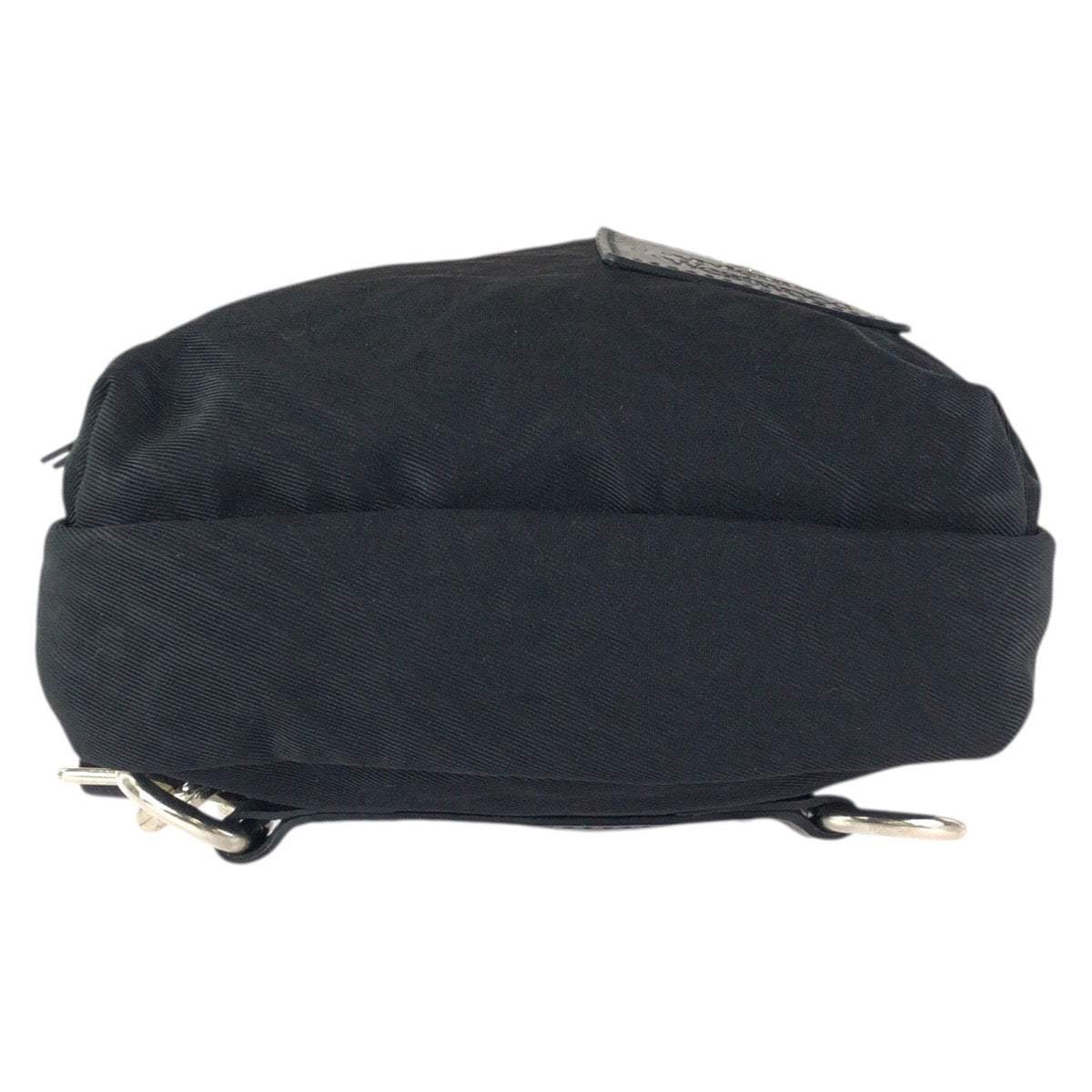 24157
Vivienne Westwood ヴィヴィアンウエストウッド ラインORBエンボス ブラック 黒 シルバー金具 ナイロン / レザー ボディバッグ ショルダーバッグ レディース ABP16