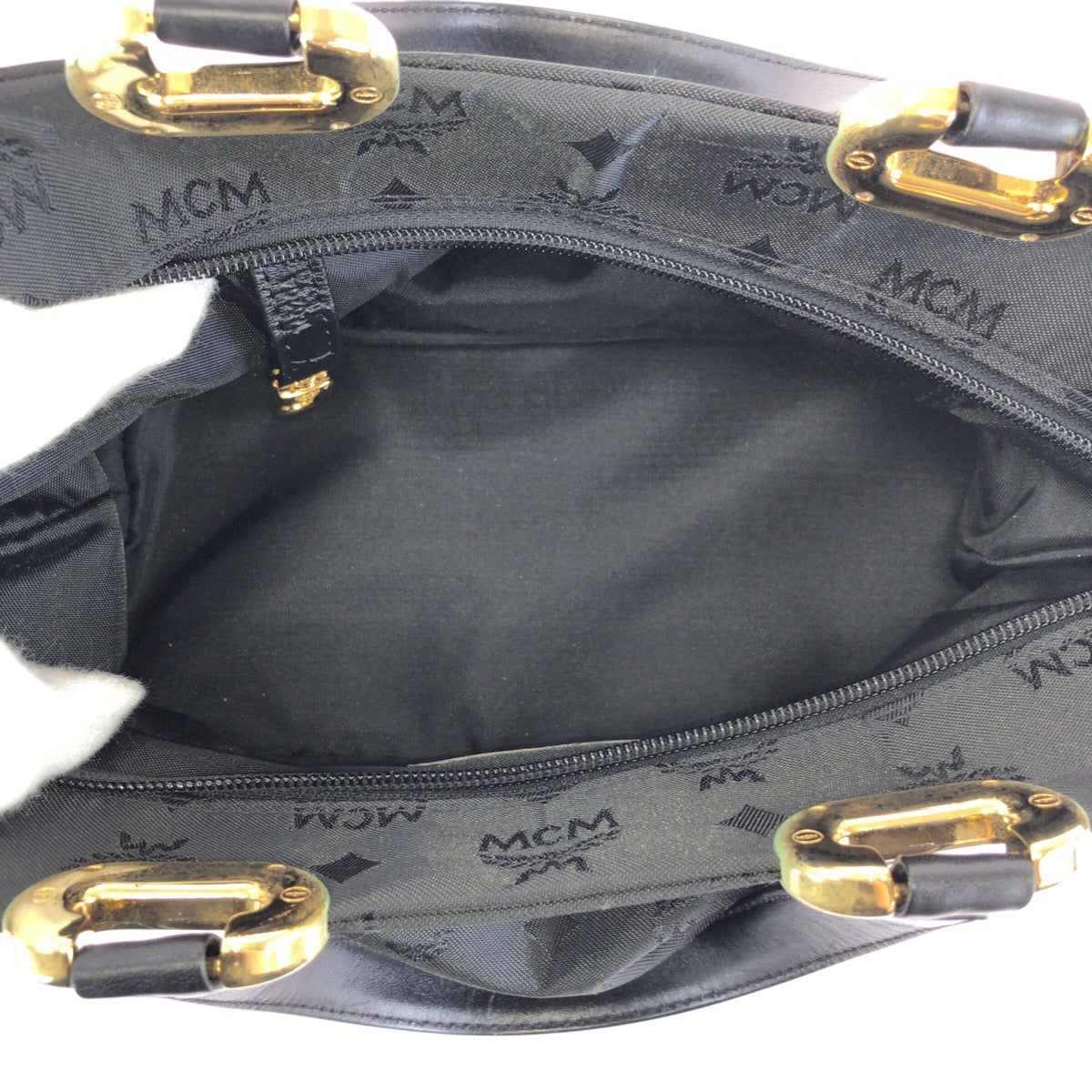 24158
MCM エム シー エム ヴィンテージ ヴィセトス ブラック 黒 ゴールド金具 ナイロン / レザー ハンドバッグ レディース ABP16