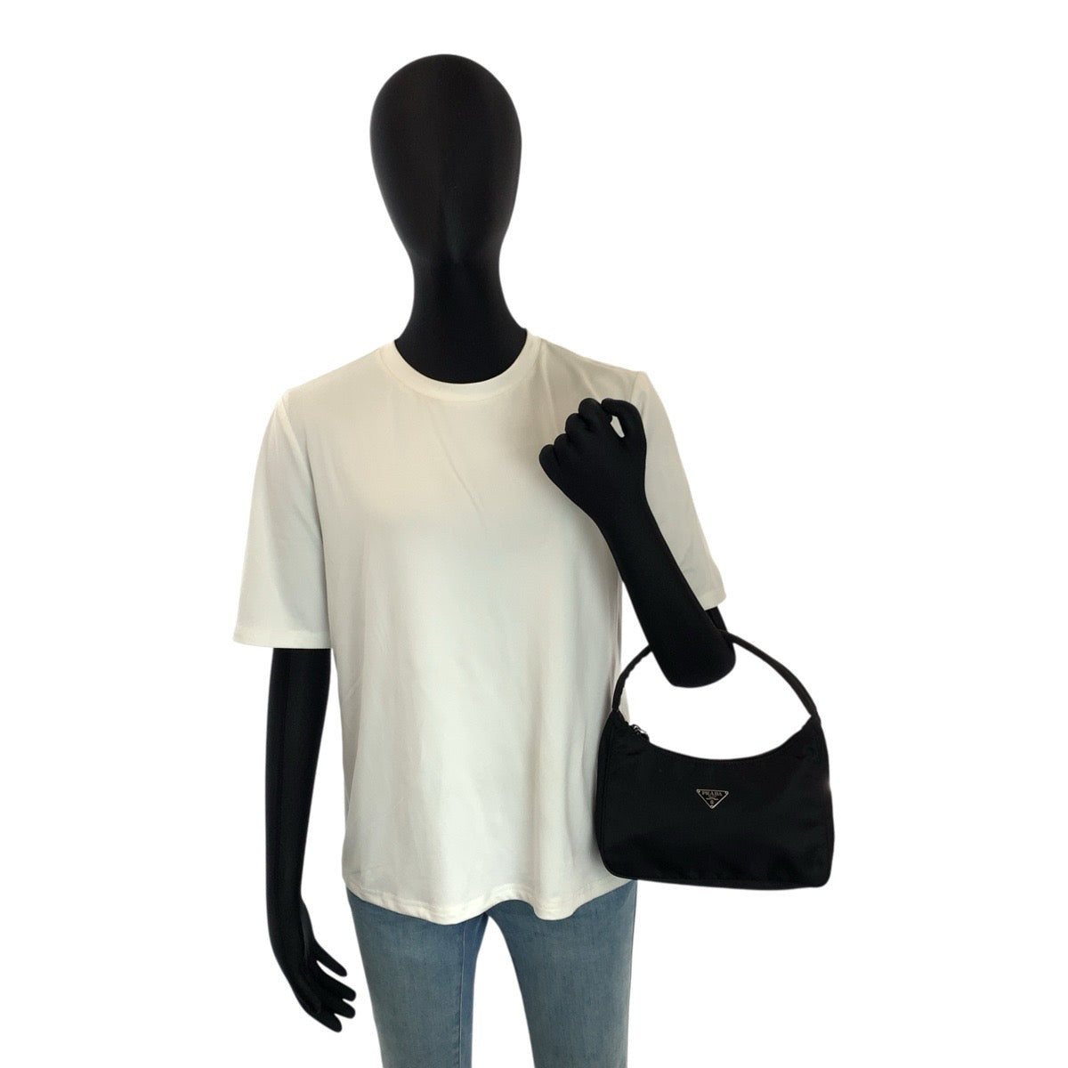 24171
PRADA プラダ テスート 三角ロゴプレート ブラック 黒 シルバー金具 ナイロン ハンドバッグ アクセサリーポーチ レディース A44