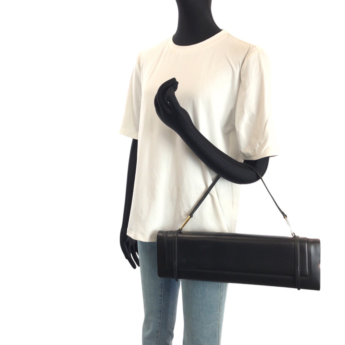 24177
LOEWE ロエベ アナグラム ブラック 黒 ゴールド金具 レザー ハンドバッグ ショルダーバッグ レディース ABP35