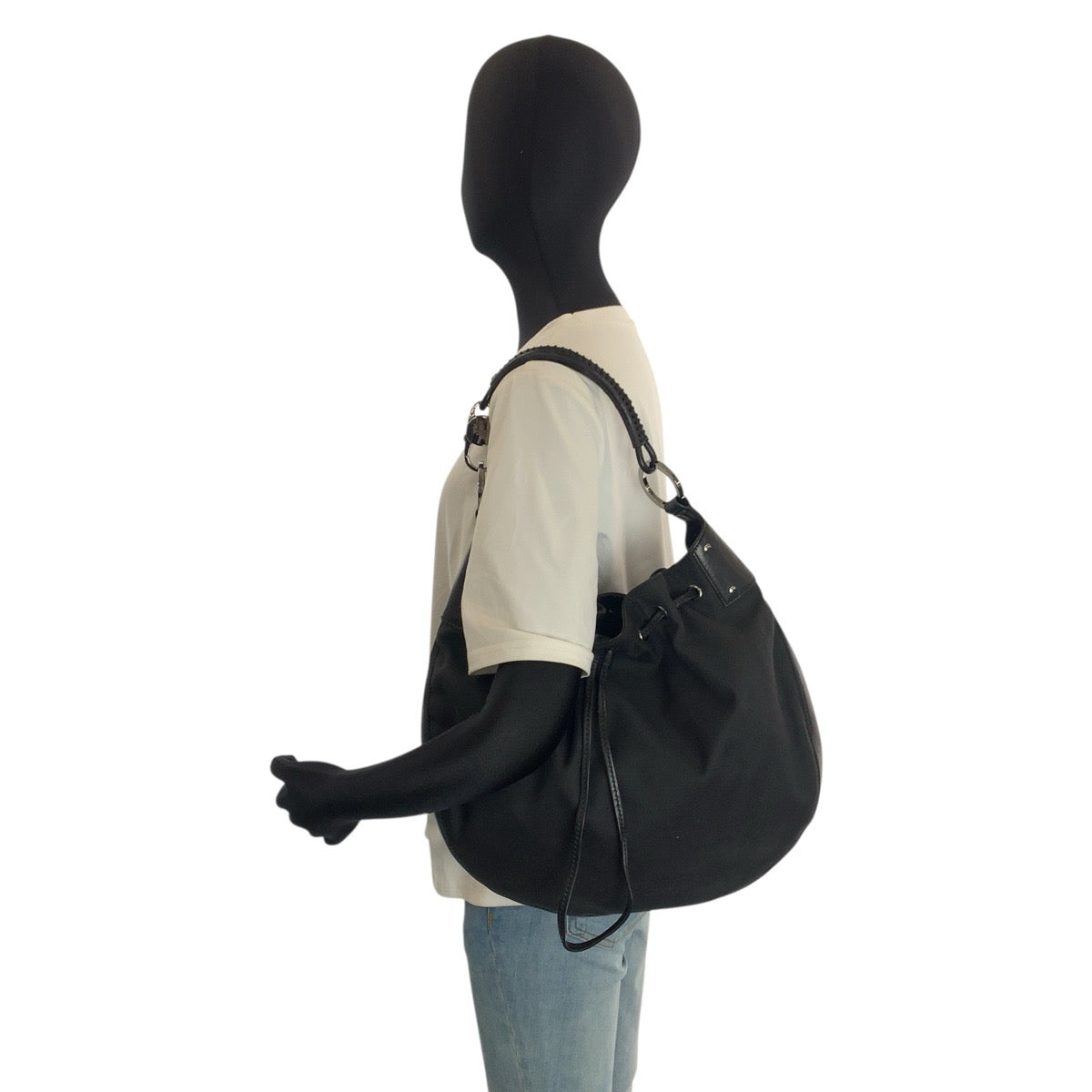 24183
GUCCI グッチ ブラック 黒 ナイロン / レザー 109210 ホーボー ショルダーバッグ レディース ABP44