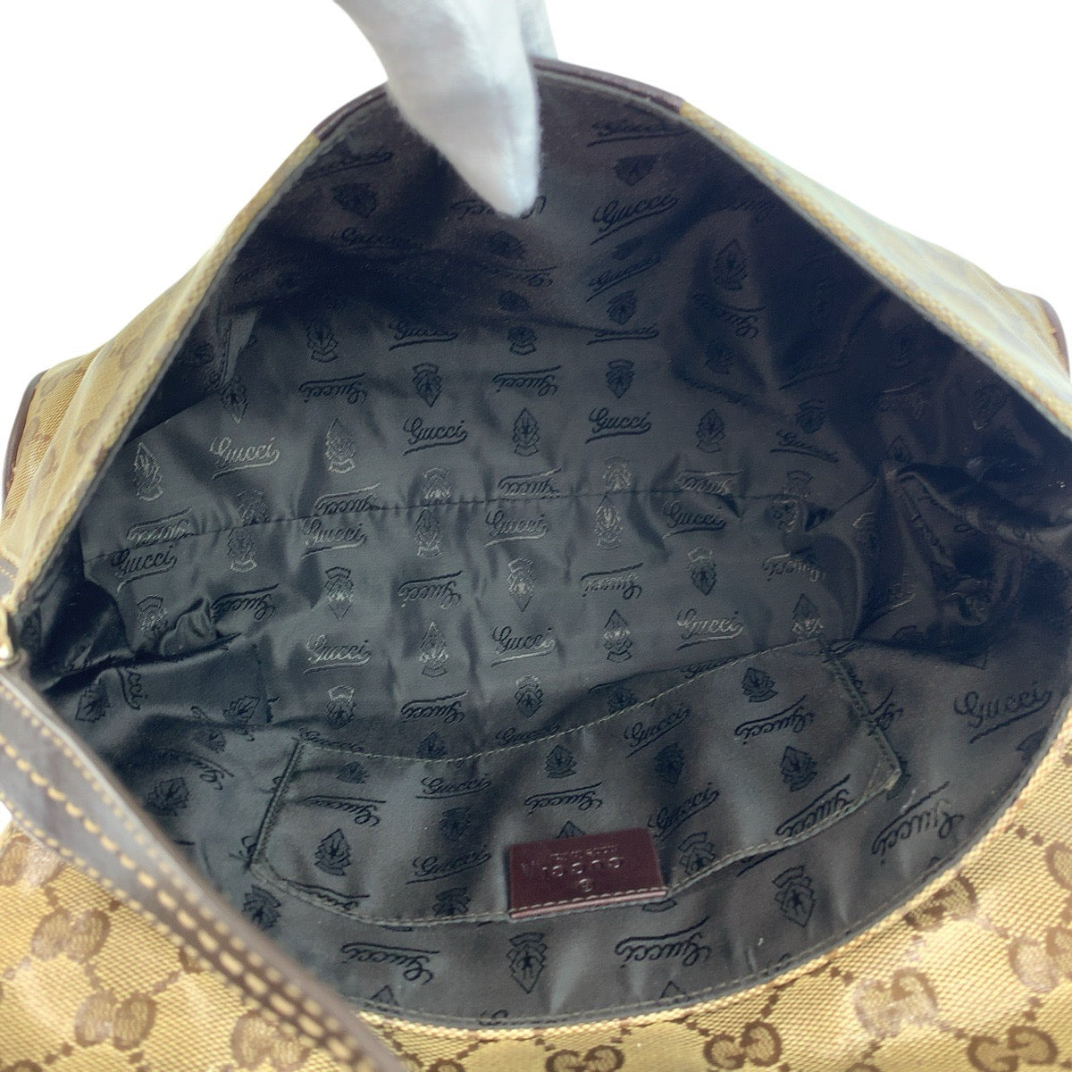 24190
GUCCI グッチ GGクリスタル ベージュ ブラウン ゴールド金具 コーティングキャンバス / レザー 181483 ショルダーバッグ レディース AB35