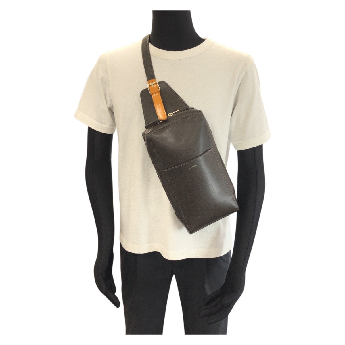 24206
Paul Smith ポール スミス カラードチップレザー ブラウン オレンジ ゴールド金具 レザー ボディバッグ ショルダーバッグ メンズ B23