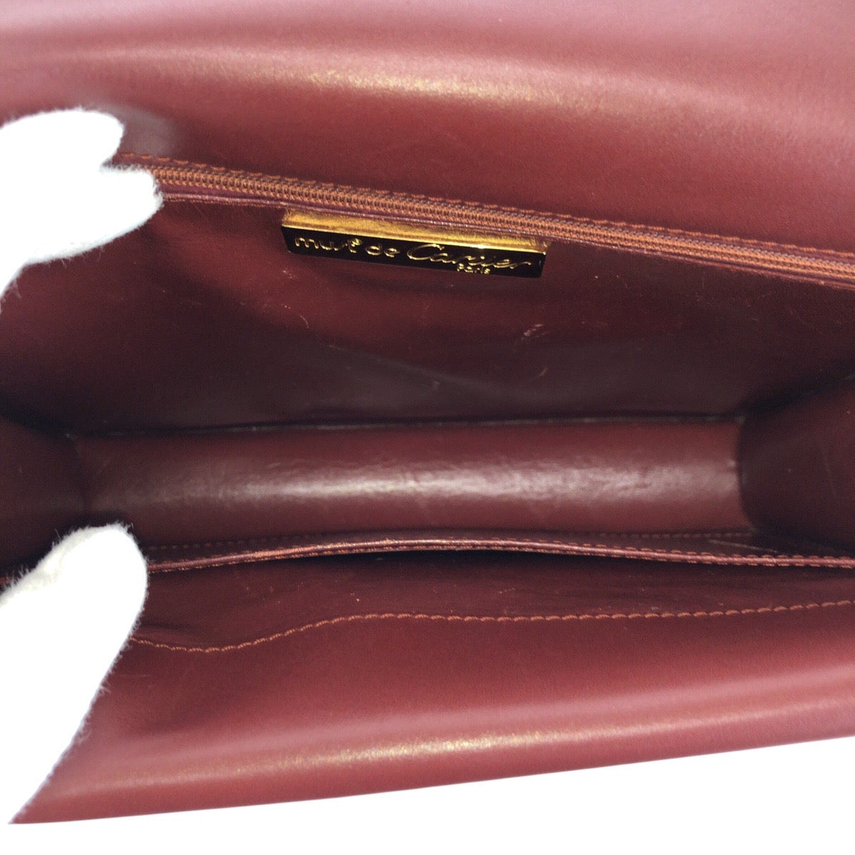 24211
CARTIER カルティエ ヴィンテージ マストライン ワインレッド ボルドー ゴールド金具 レザー ショルダーバッグ レディース A35