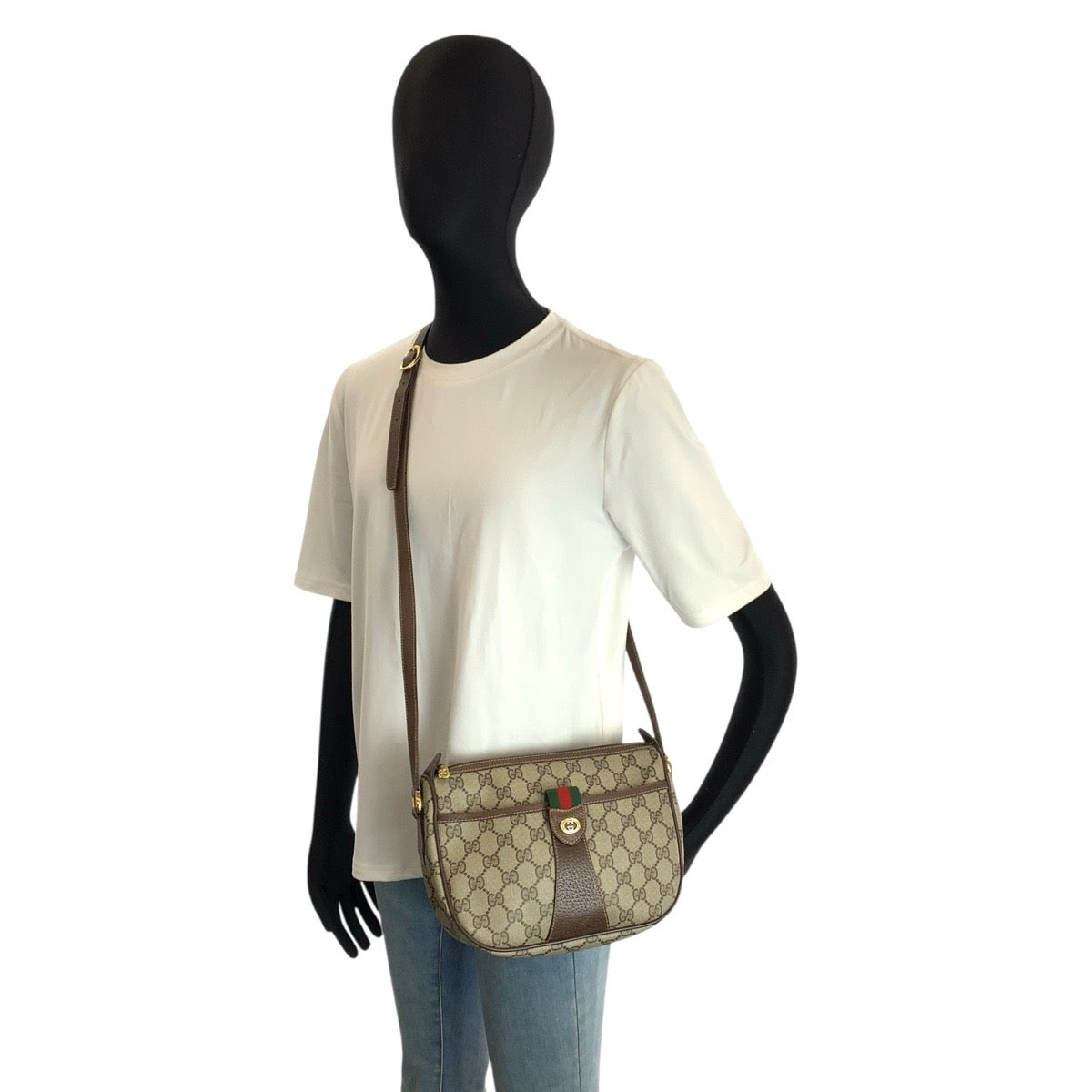 24212
GUCCI グッチ ヴィンテージ ベージュ ブラウン ゴールド金具 GGスプリームキャンバス / レザー 89 02 032 ショルダーバッグ ポシェット レディース AB30