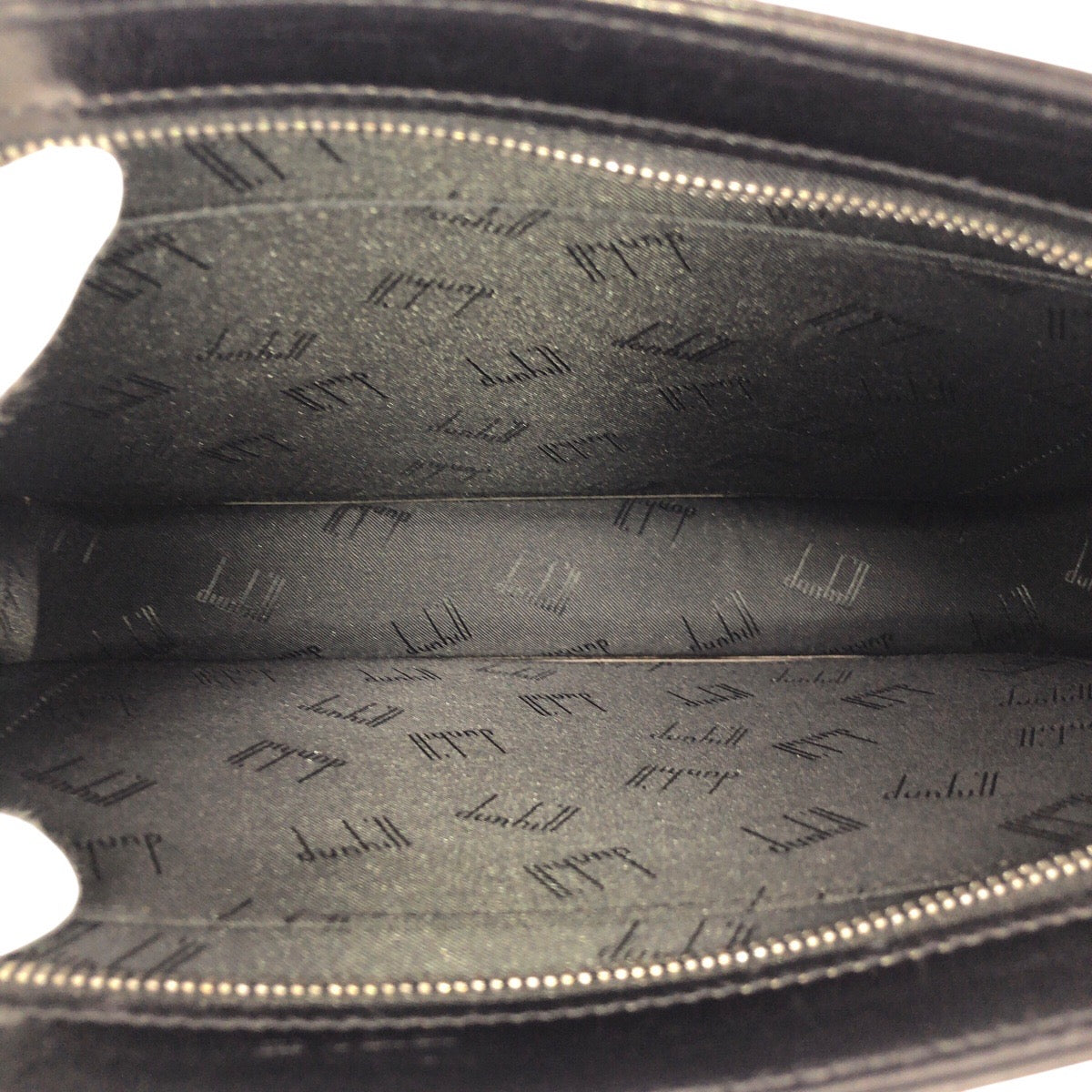 24245
Dunhill Black Leather Clutch Bag Second Bag Men's ABP21