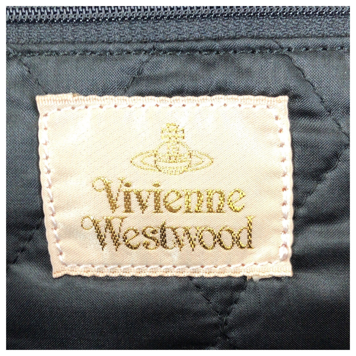 24250
Vivienne Westwood ヴィヴィアンウエストウッド ストライプ ブラック グレー シルバー金具 PVC / レザー ハンドバッグ バニティバッグ メンズ ABP21