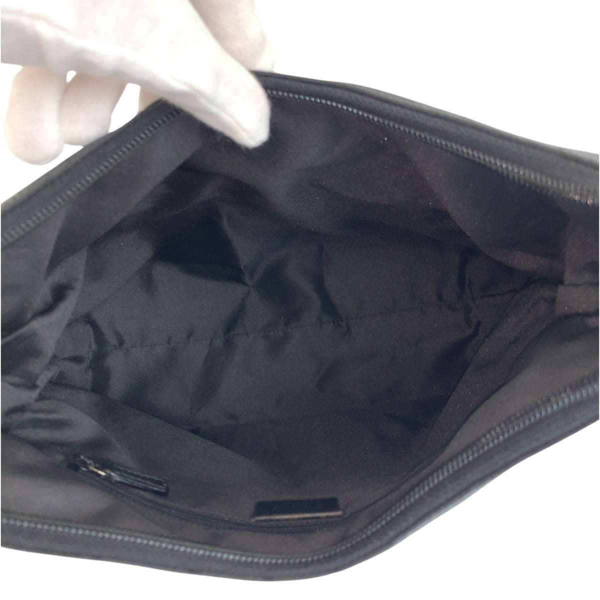 24253
GUCCI グッチ GGナイロン ブラック 黒 ナイロン 001 3386 ホーボー ショルダーバッグ レディース A42