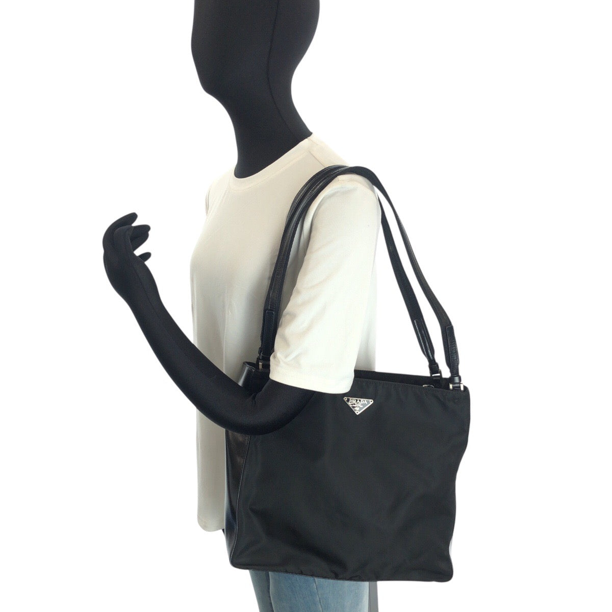 24264
PRADA プラダ テスート 三角ロゴプレート ブラック 黒 シルバー金具 ナイロン / レザー ショルダーバッグ トートバッグ レディース ABP35