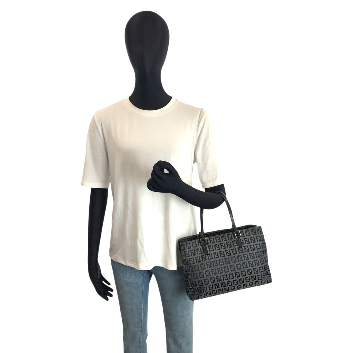 24280
FENDI フェンディ ズッキーノ ブラック 黒 グレー キャンバス / レザー 8BH072 トートバッグ ショルダーバッグ レディース ABP44