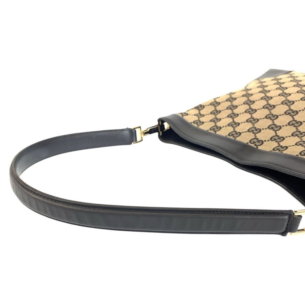 24325
GUCCI グッチ ブラック 黒 ゴールド金具 GGキャンバス / レザー 001 4231 ショルダーバッグ レディース ABP27