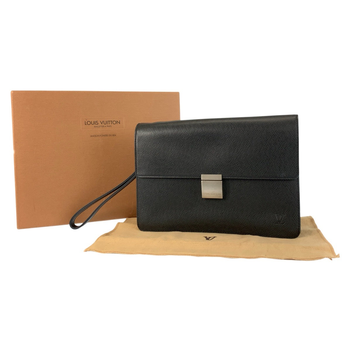 24345
LOUIS VUITTON ルイヴィトン タイガ セレンガ ブラック 黒 シルバー金具 レザー M30782 クラッチバッグ セカンドバッグ メンズ AB22
