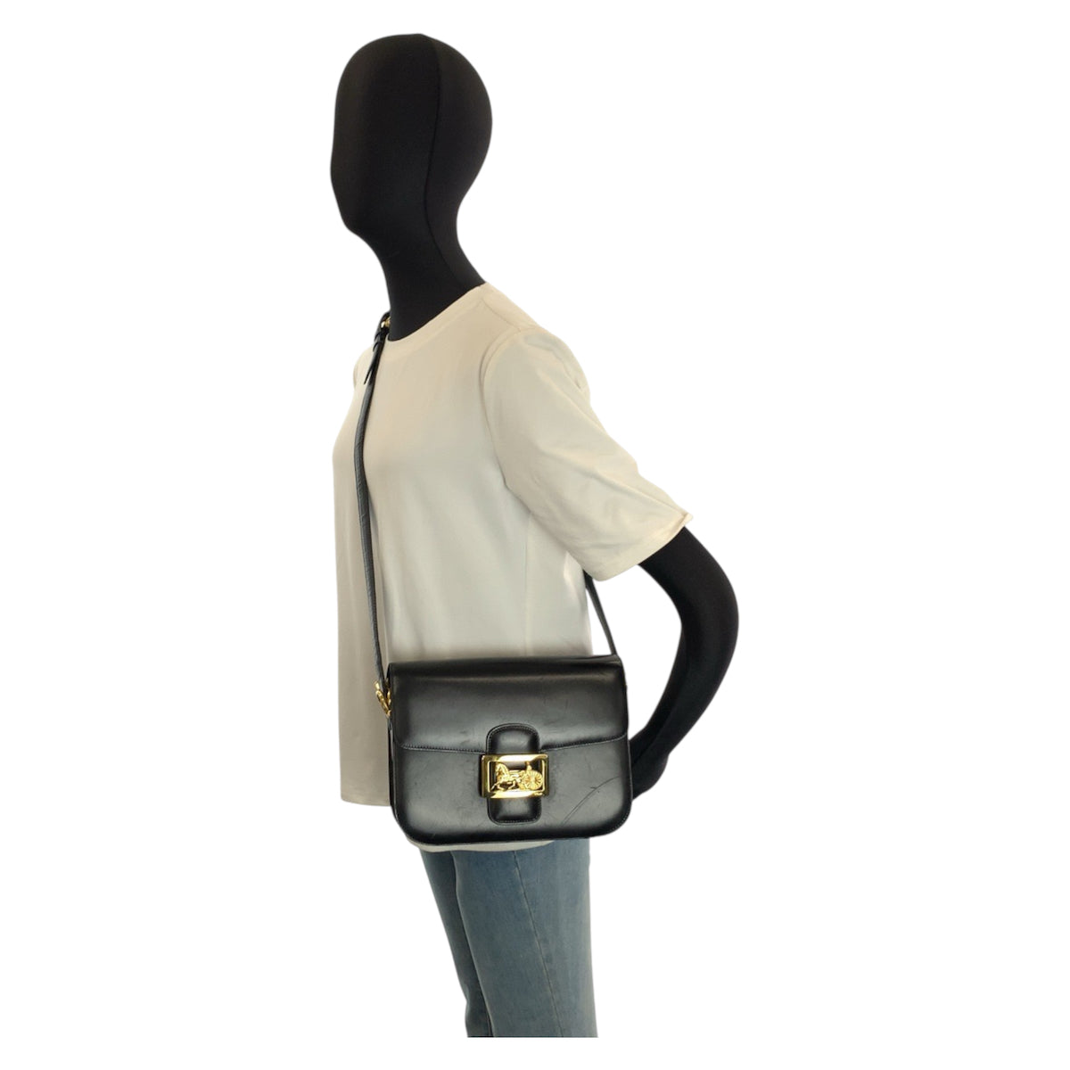 24380
CELINE セリーヌ ヴィンテージ 馬車金具 ホースキャリッジ ブラック 黒 ゴールド金具 レザー F/09 ショルダーバッグ ポシェット レディース AB70