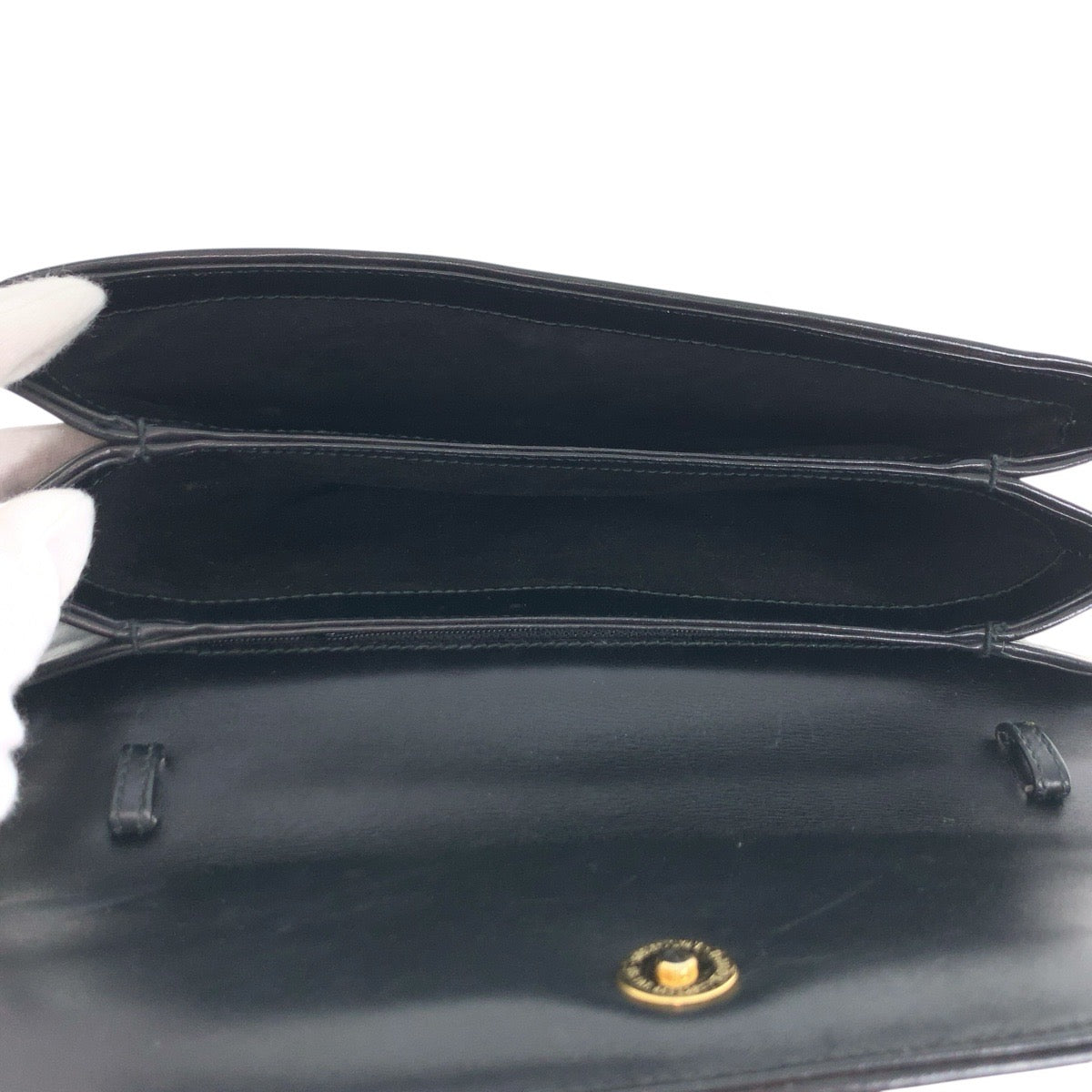 24382
GUCCI グッチ ブラック 黒 ゴールド金具 レザー 004 106 0024 ショルダーバッグ クラッチバッグ レディース A42
