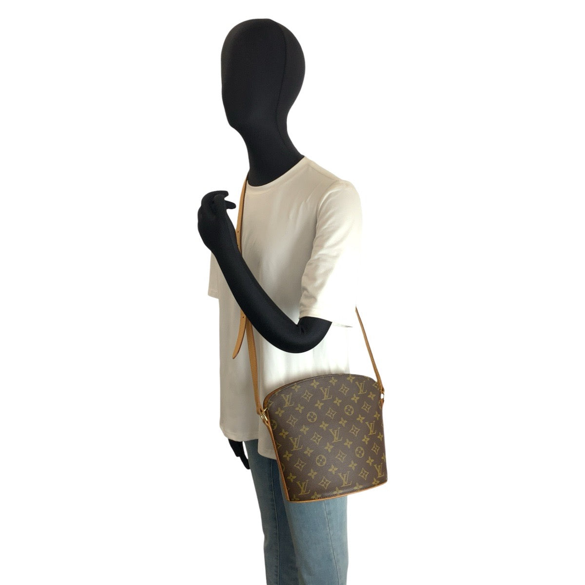24386
LOUIS VUITTON ルイヴィトン モノグラム ドルーオ ブラウン ゴールド金具 PVC / レザー M51290 ショルダーバッグ ポシェット レディース AB56