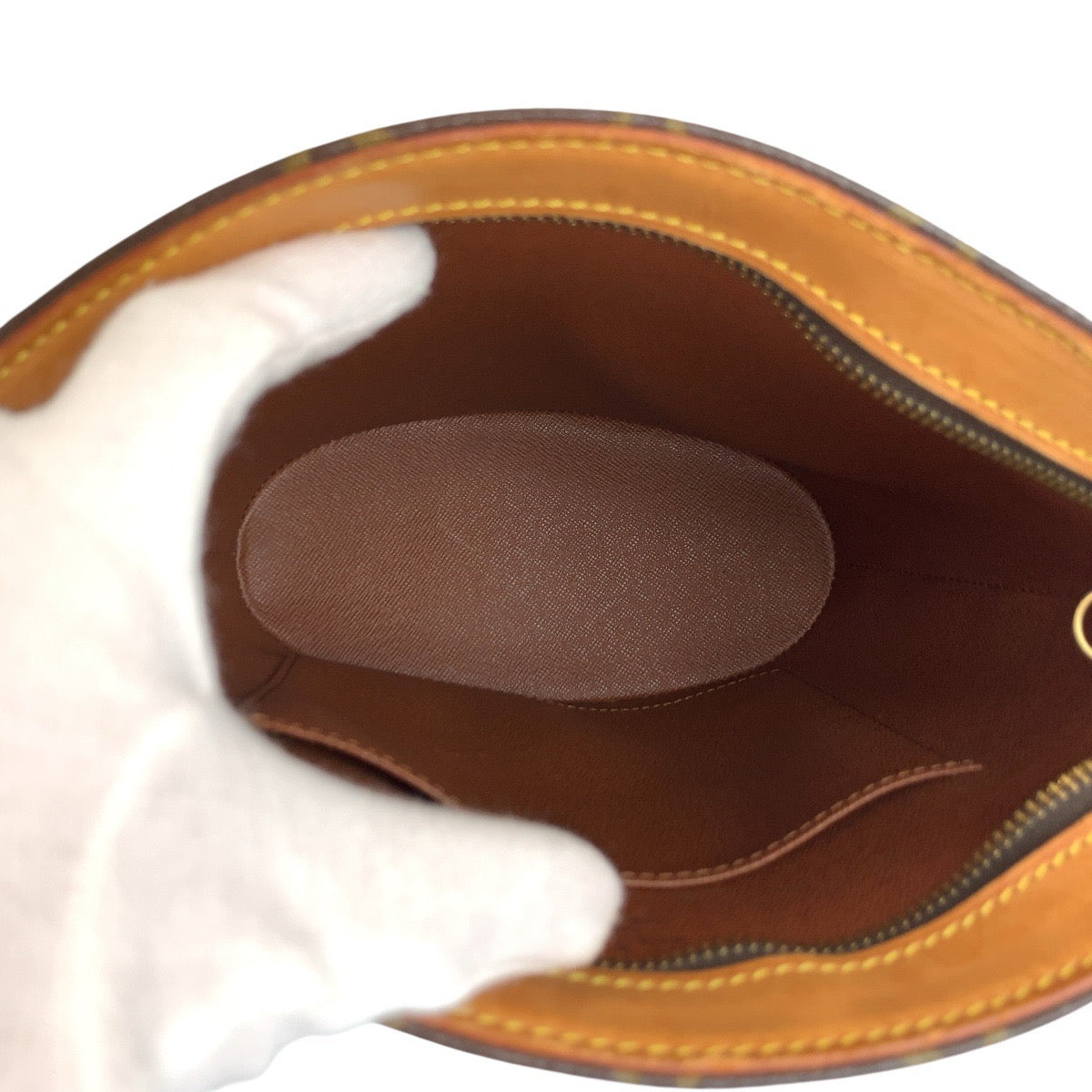 24386
LOUIS VUITTON ルイヴィトン モノグラム ドルーオ ブラウン ゴールド金具 PVC / レザー M51290 ショルダーバッグ ポシェット レディース AB56