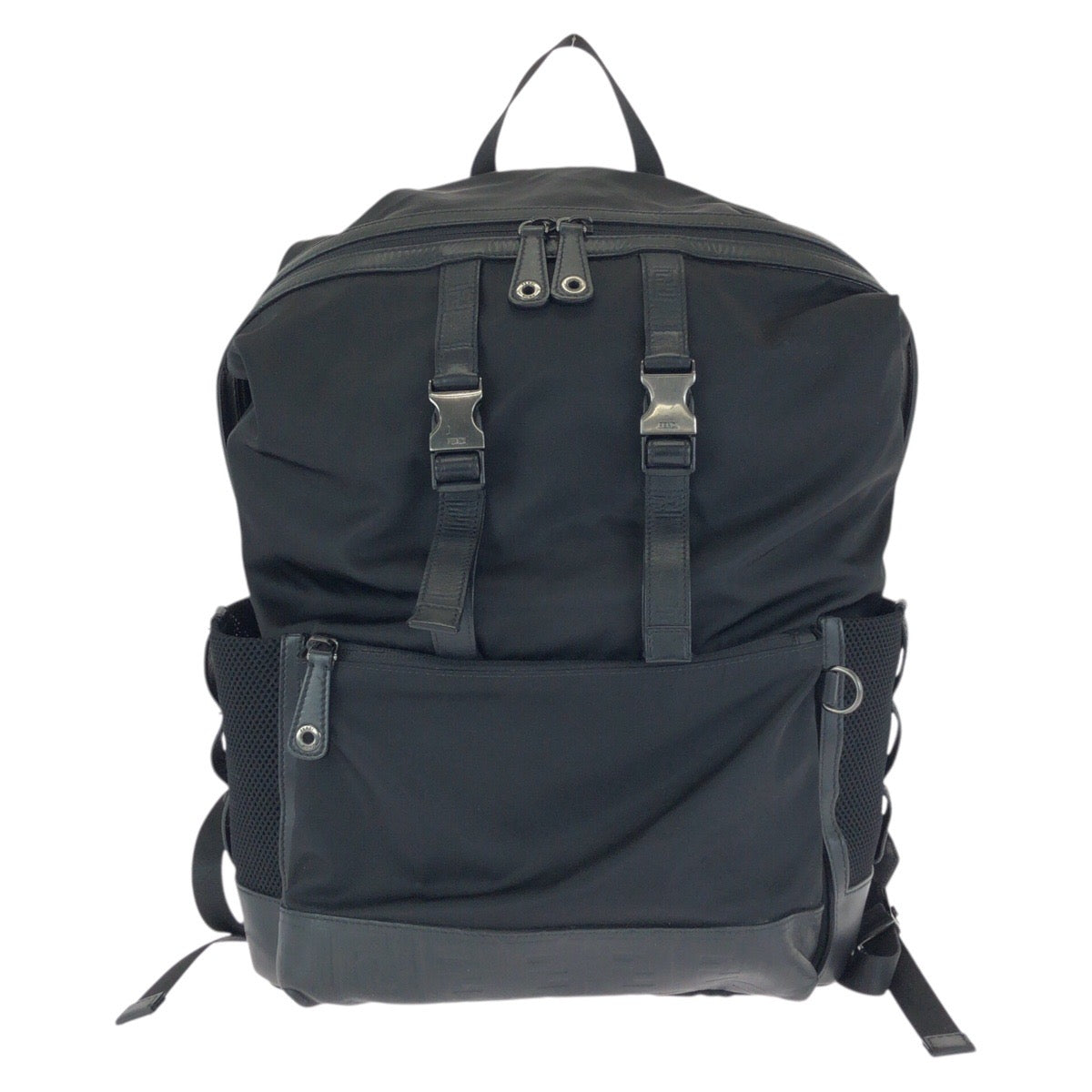 24394
FENDI フェンディ ズッカ ブラック 黒 シルバー金具 ナイロン / レザー 7VZ038 リュックサック バックパック レディース ABP49