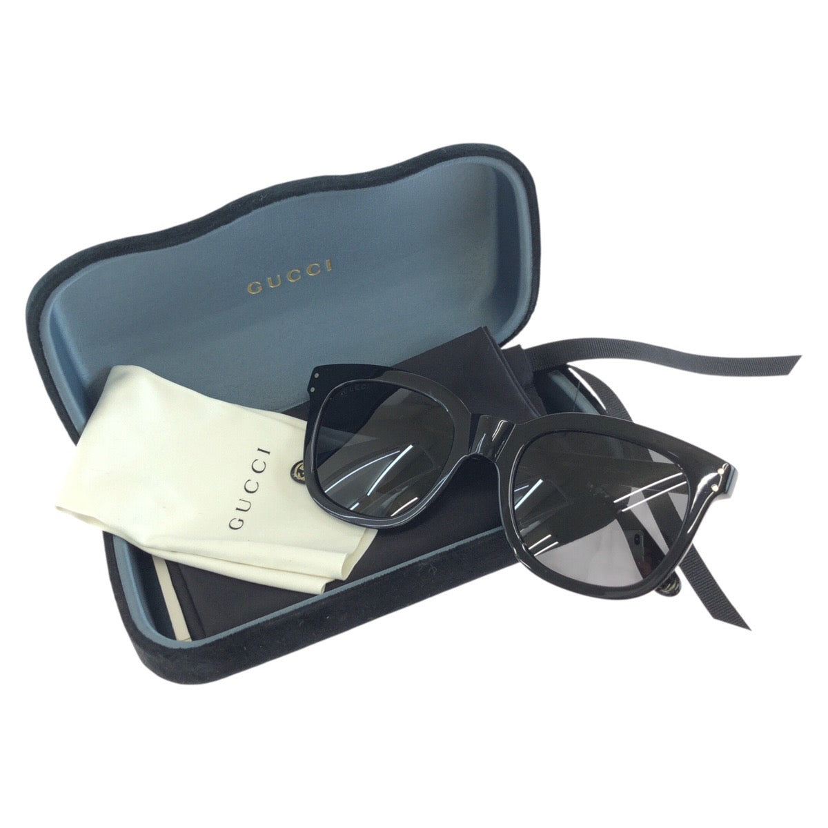 24443
GUCCI グッチ ロゴ ブラック 黒 シルバー金具 プラスチック GG0571S サングラス 男女兼用 スクエア レディース ABP7