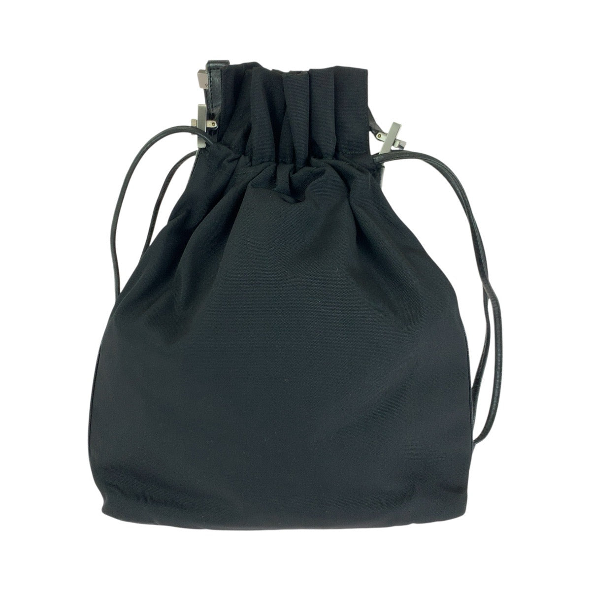 24473
GUCCI グッチ ブラック 黒 ガンメタ金具 ナイロン / レザー 001 3707 ショルダーバッグ ポシェット レディース A32