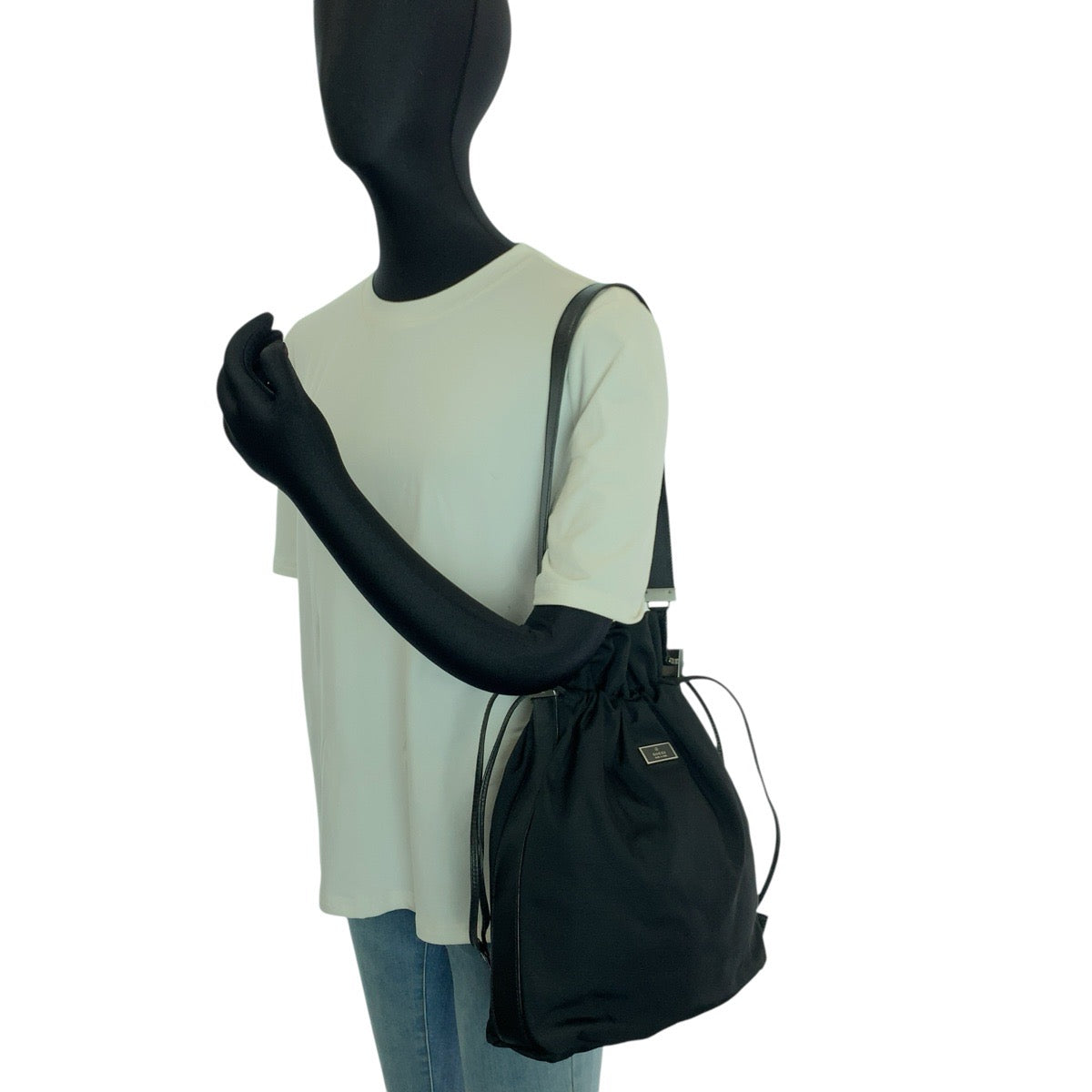 24473
GUCCI グッチ ブラック 黒 ガンメタ金具 ナイロン / レザー 001 3707 ショルダーバッグ ポシェット レディース A32