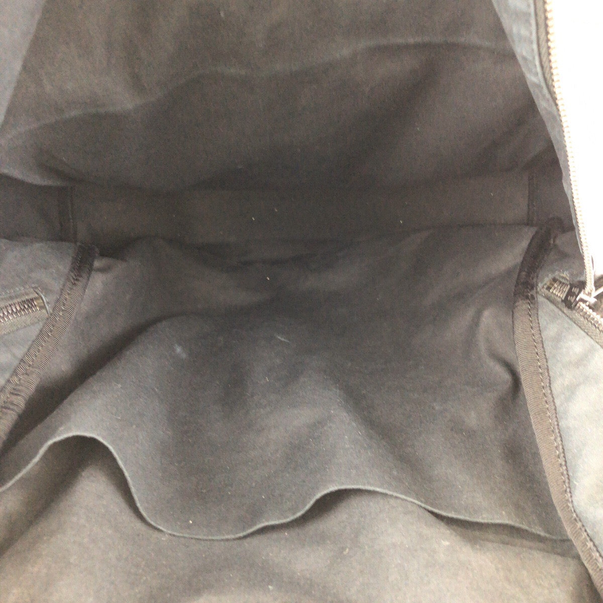24488
BALENCIAGA バレンシアガ エクスプローラー ブラック 黒 レザー 678327 リュックサック バックパック メンズ ABP90