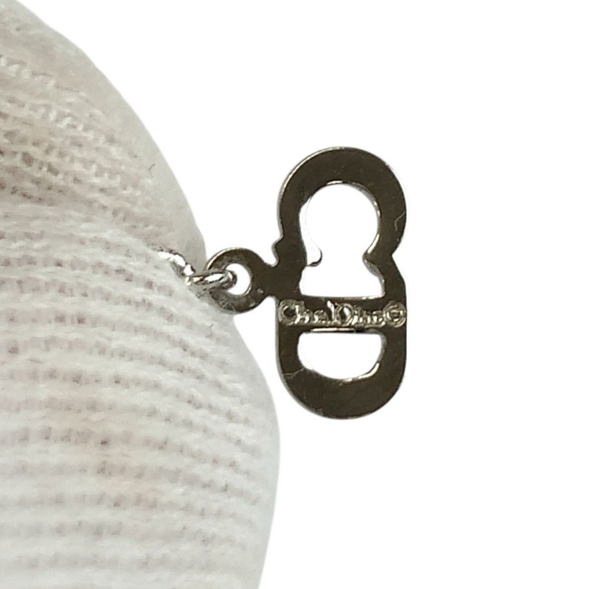 24549
Christian Dior クリスチャンディオール ヴィンテージ CDロゴ シルバー メッキ ネックレス レディース A15