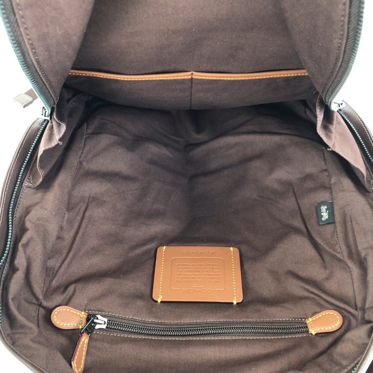 24558
COACH コーチ ホール バックパック ダークブラウン レザー CR757 リュックサック バックパック レディース A21